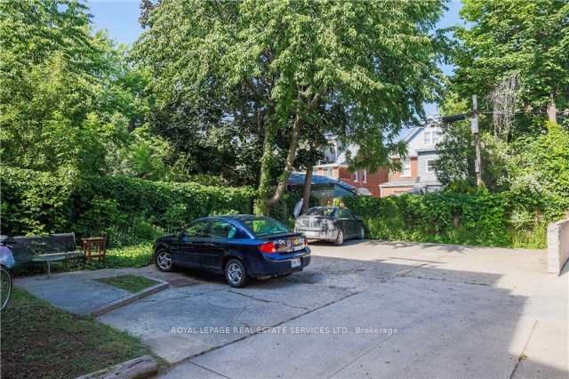 5 Northcliffe Boulevard Property Photo 4