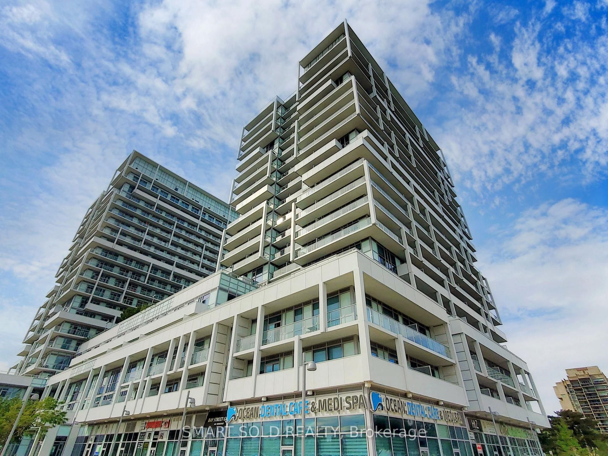 #1710 - 65 Speers Road Property Photo 1