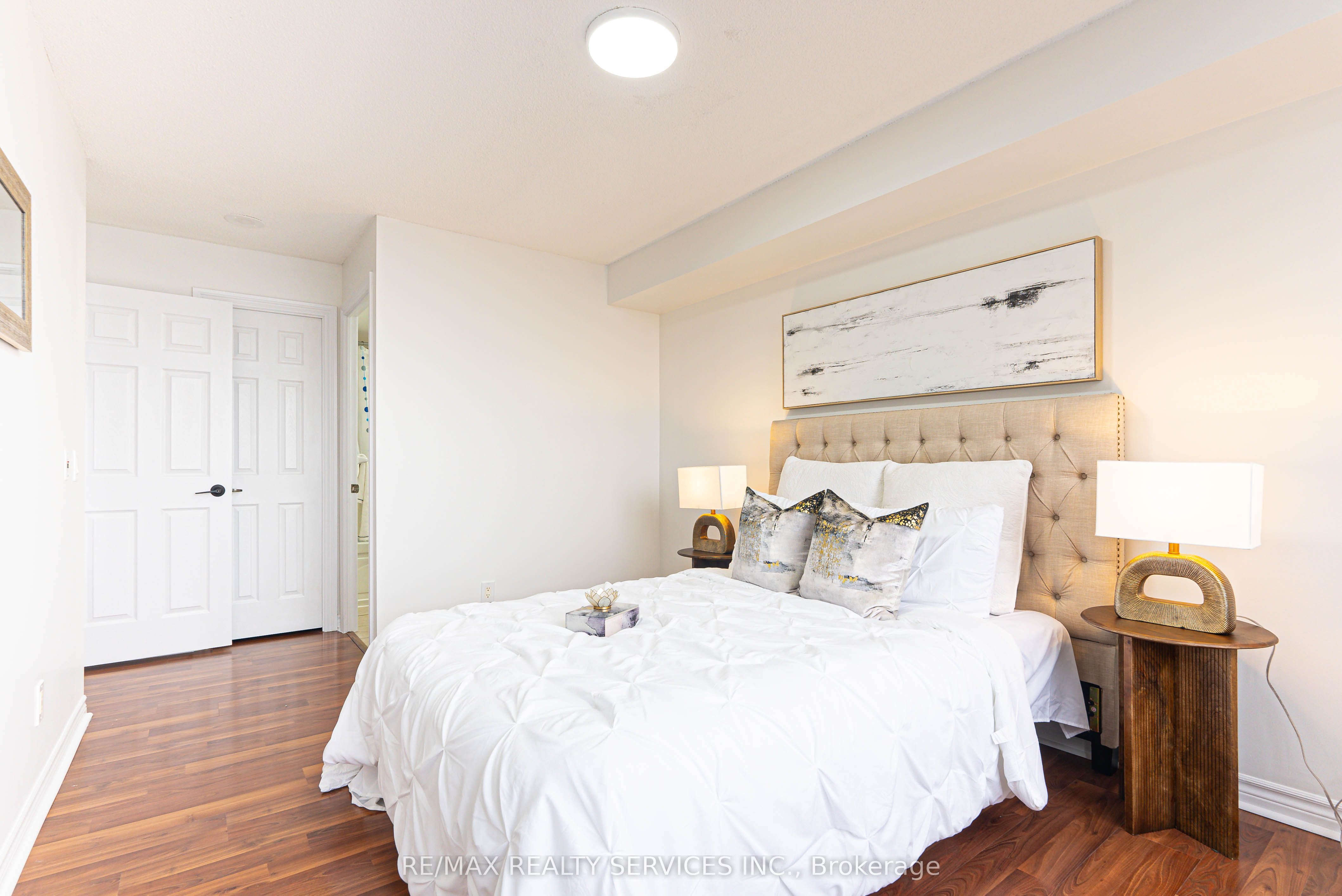 #1620 - 700 Humberwood Boulevard Property Photo 18