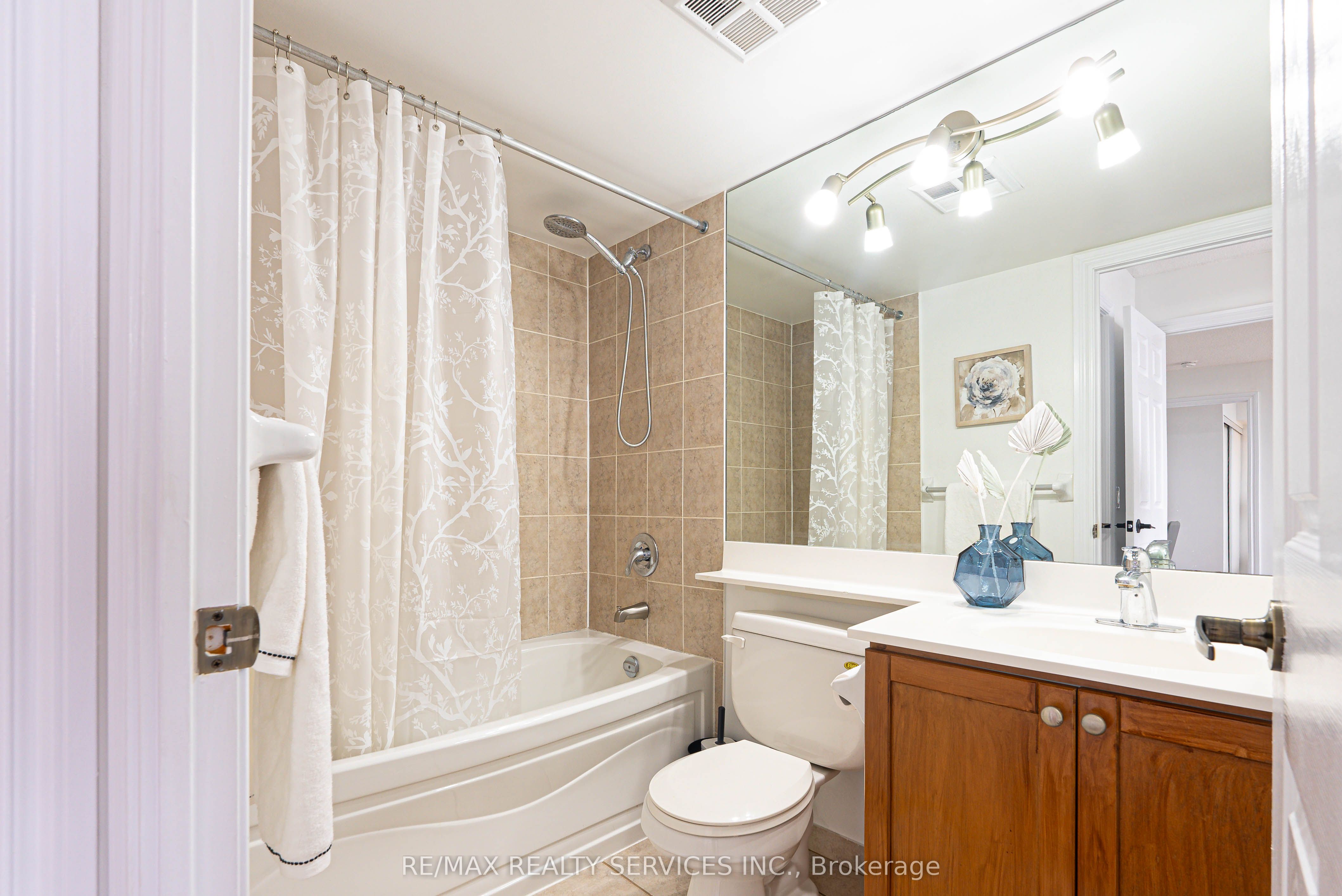 #1620 - 700 Humberwood Boulevard Property Photo 19