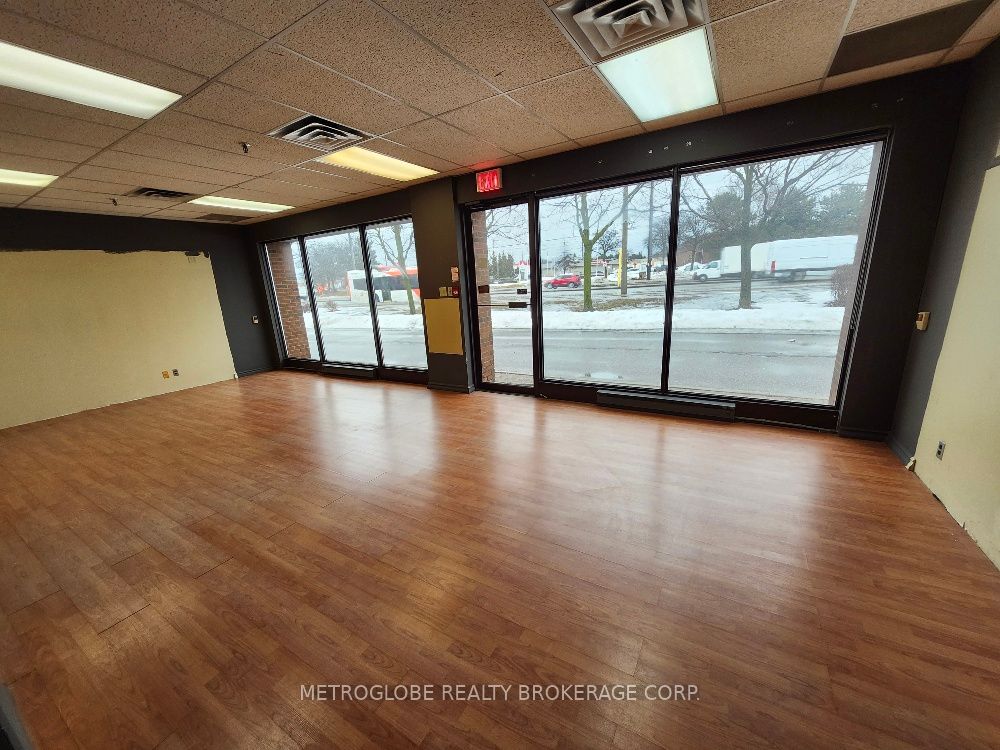 #7 & 8 - 1011 Eglinton Avenue Property Photo 2