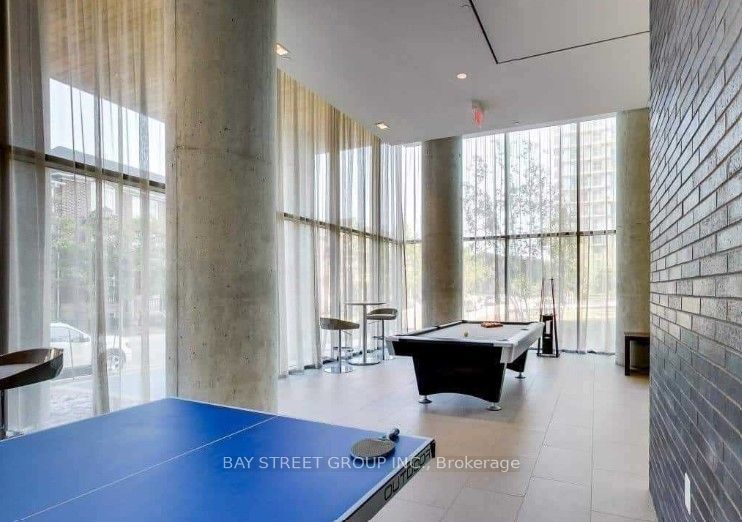 #1707 - 103 The Queens Way Property Photo 11