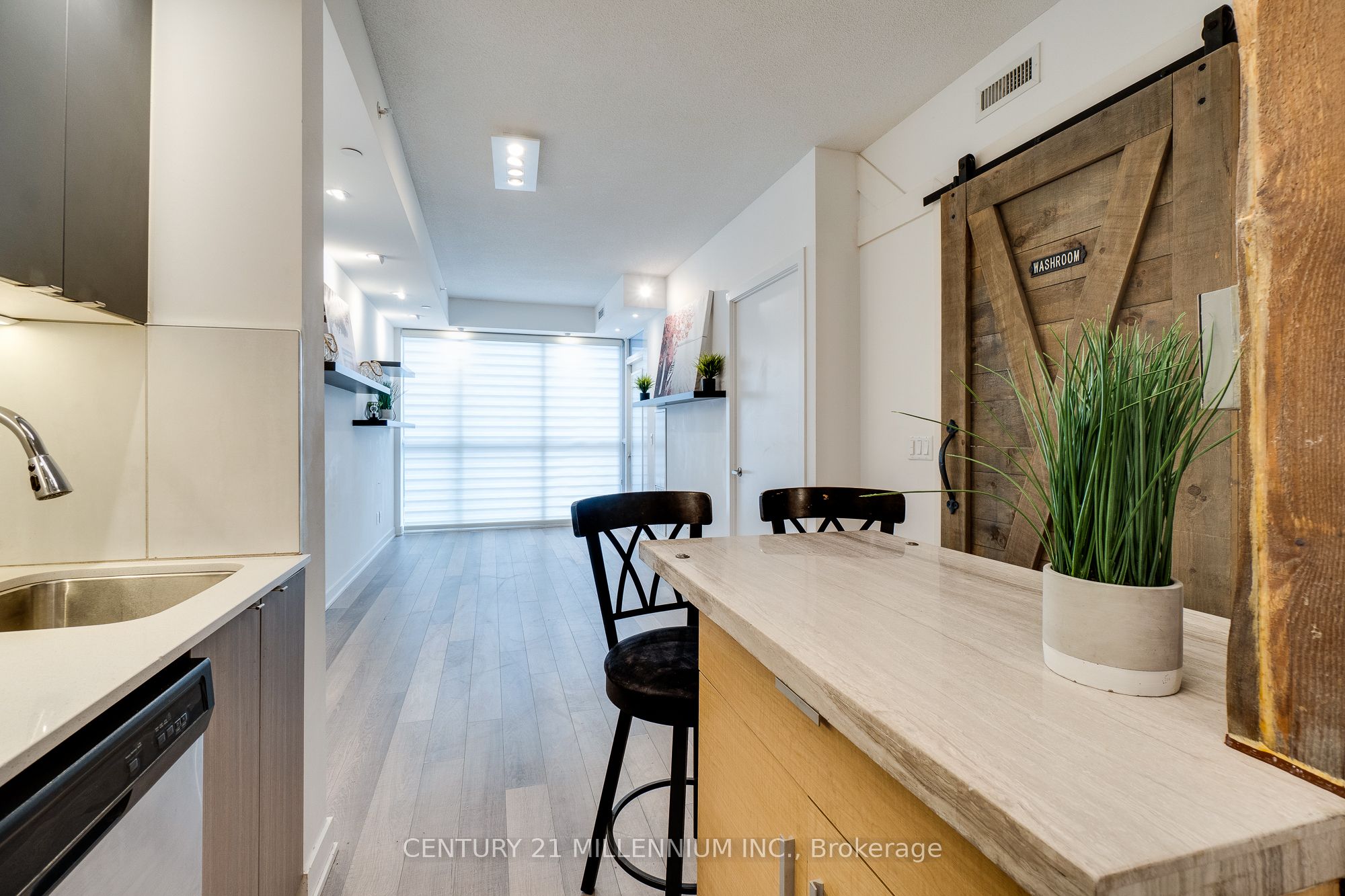 #b215 - 5240 Dundas Street Property Photo 8