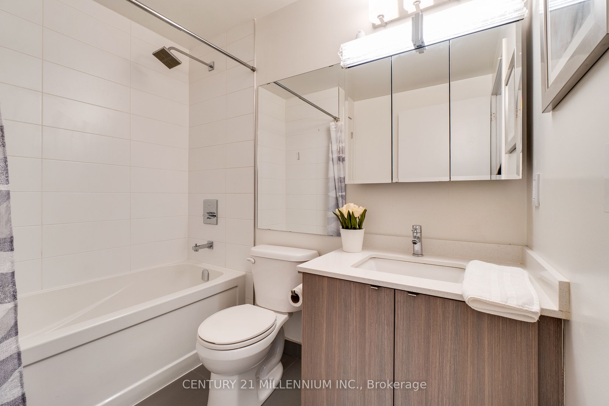 #b215 - 5240 Dundas Street Property Photo 22