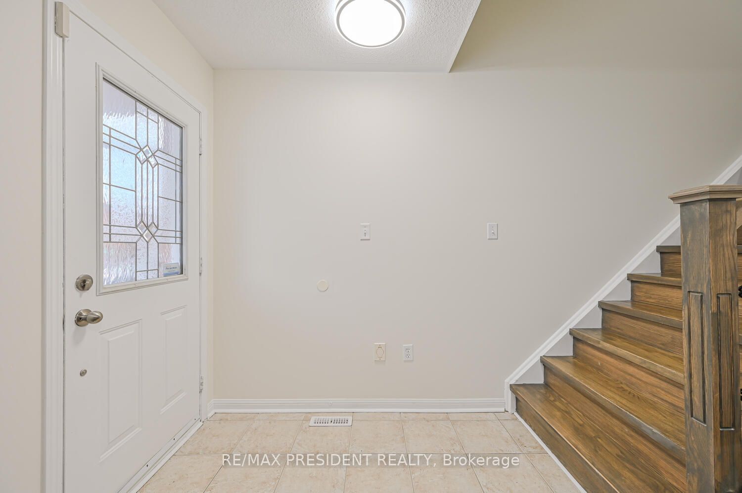113 Tianalee Crescent Property Photo 5