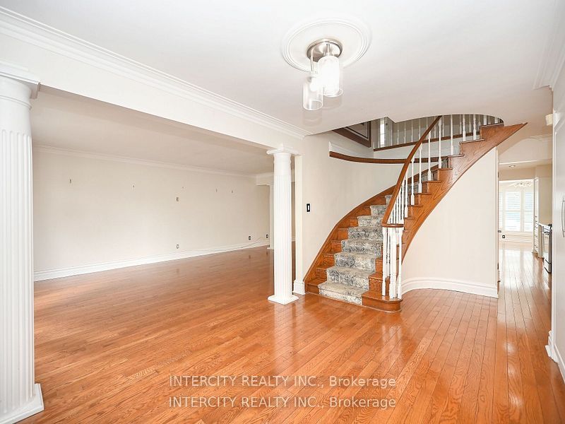 55 Ridgehill Drive Property Photo 3