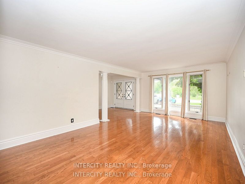 55 Ridgehill Drive Property Photo 4