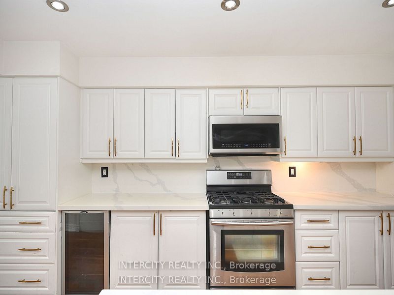 55 Ridgehill Drive Property Photo 10