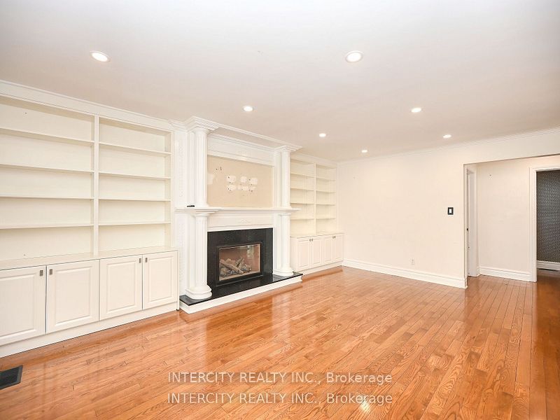 55 Ridgehill Drive Property Photo 11