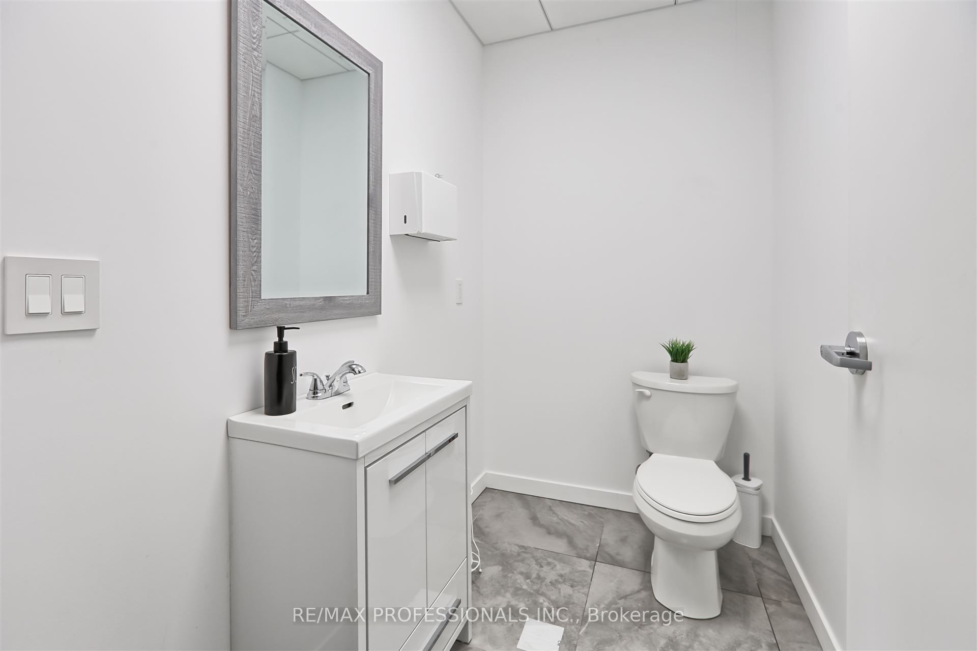 1438 Wallace Road Property Photo 38