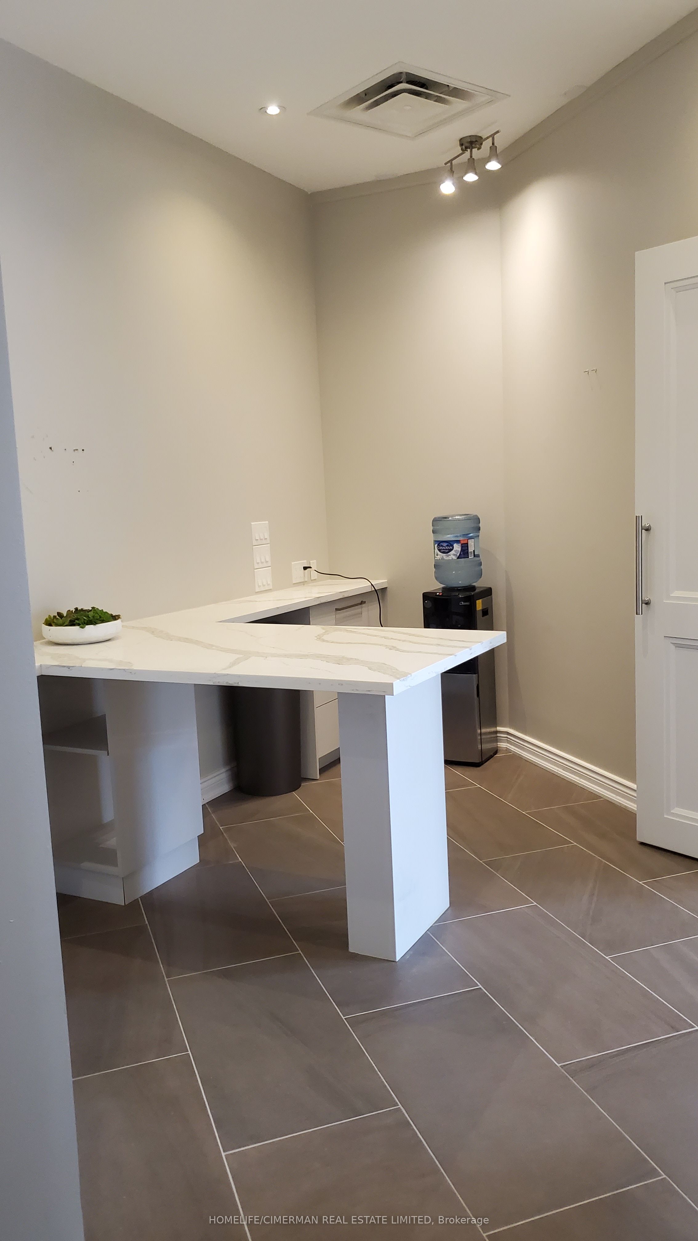 #36 - 11 Bronte Road Property Photo 21