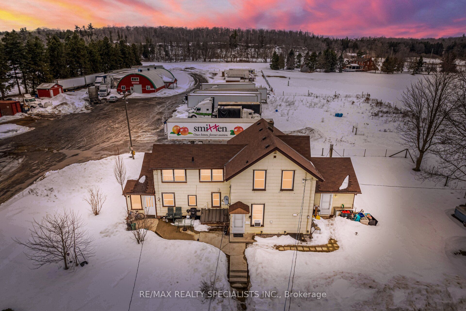 7388 Guelph Line Property Photo 44