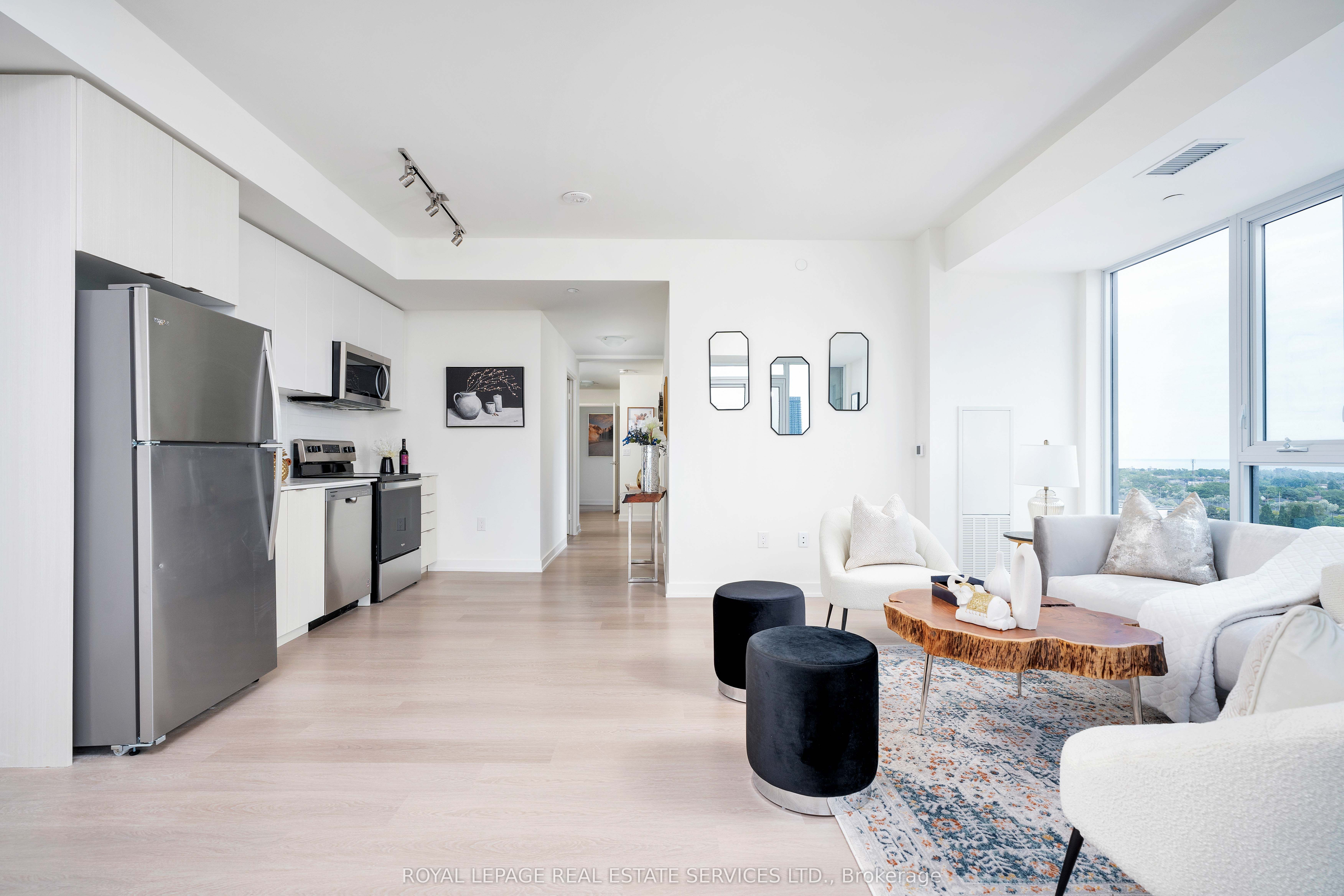#603 - 859 The Queensway Property Photo 8
