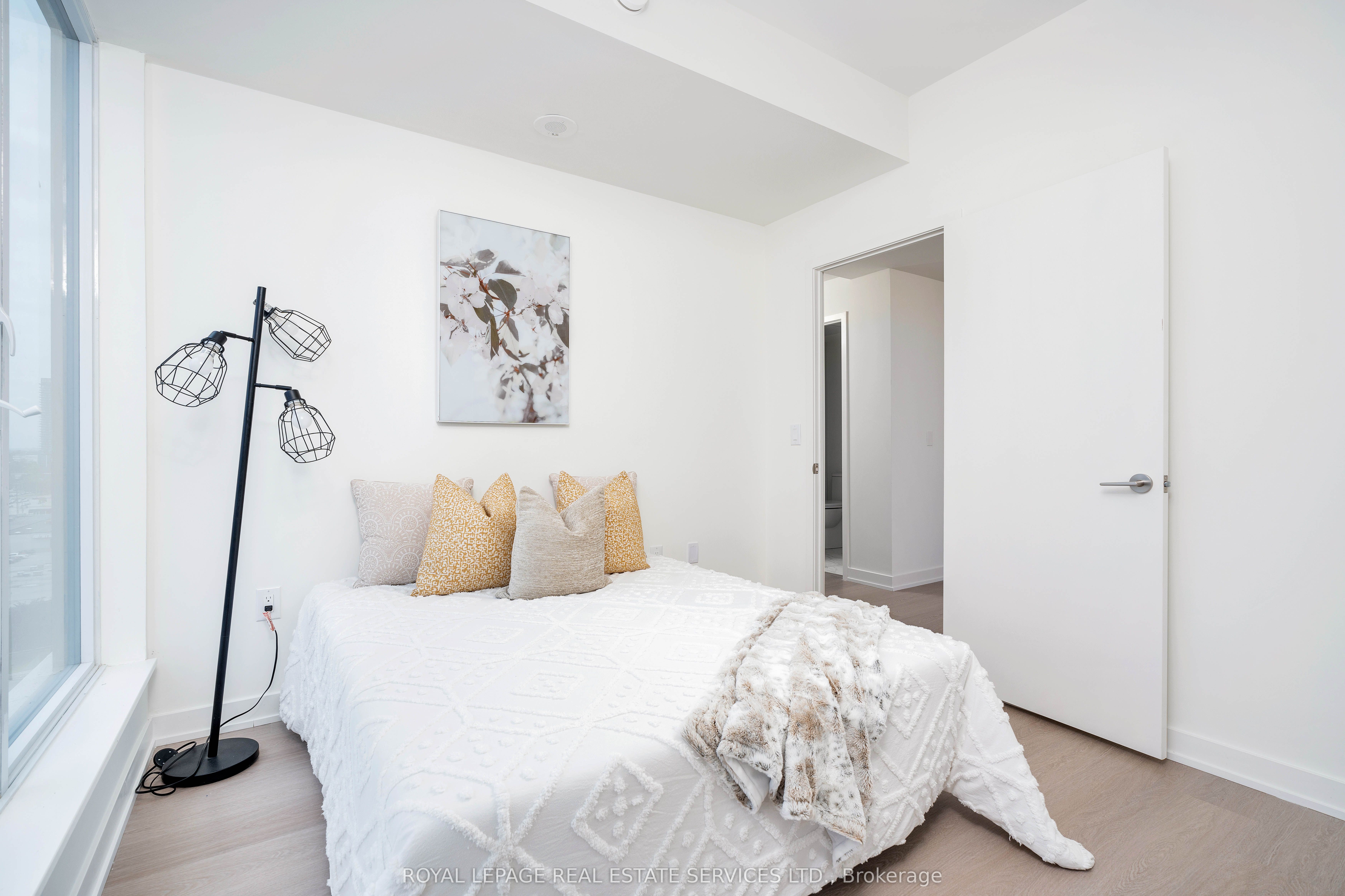 #603 - 859 The Queensway Property Photo 22