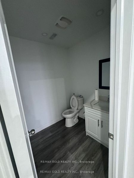 #11 - 2074 Steeles Avenue Property Photo 3