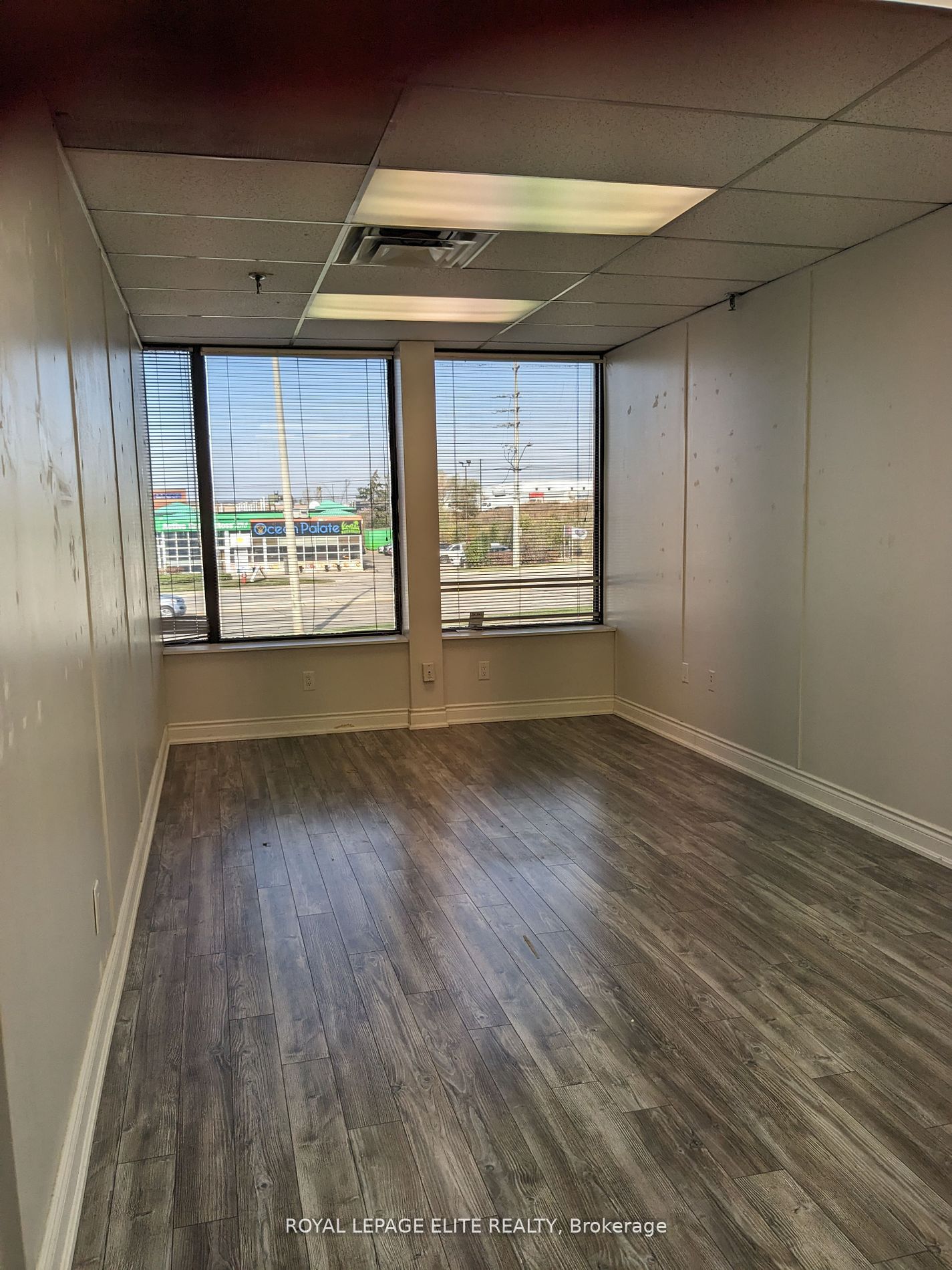 #203 - 1150 Eglinton Ave East Avenue Property Photo 3