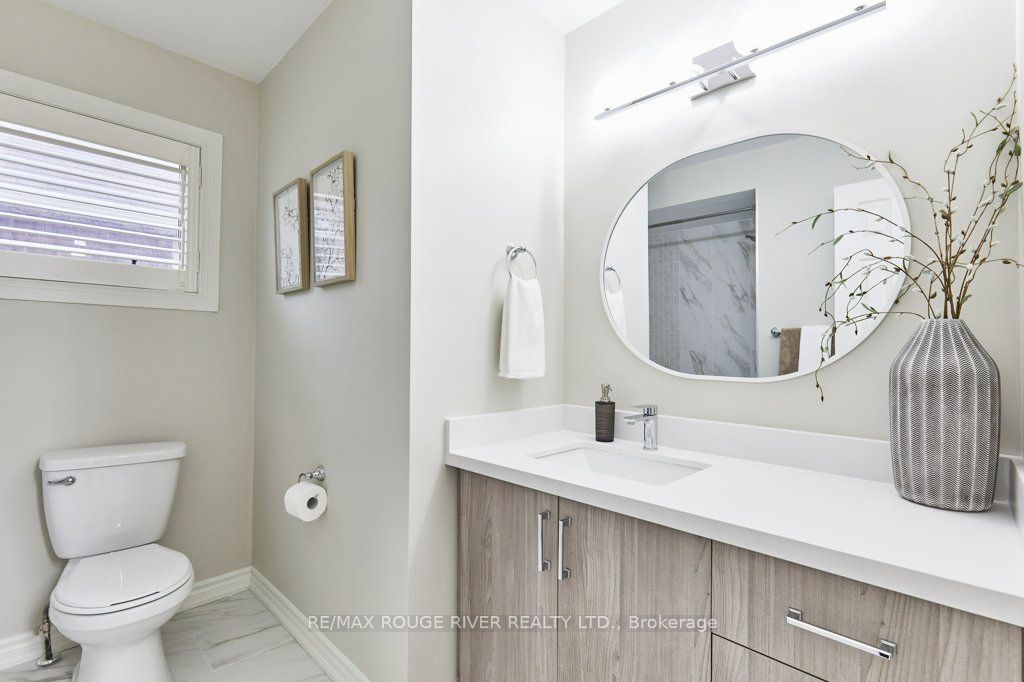 1161 Glenashton Drive Property Photo 32