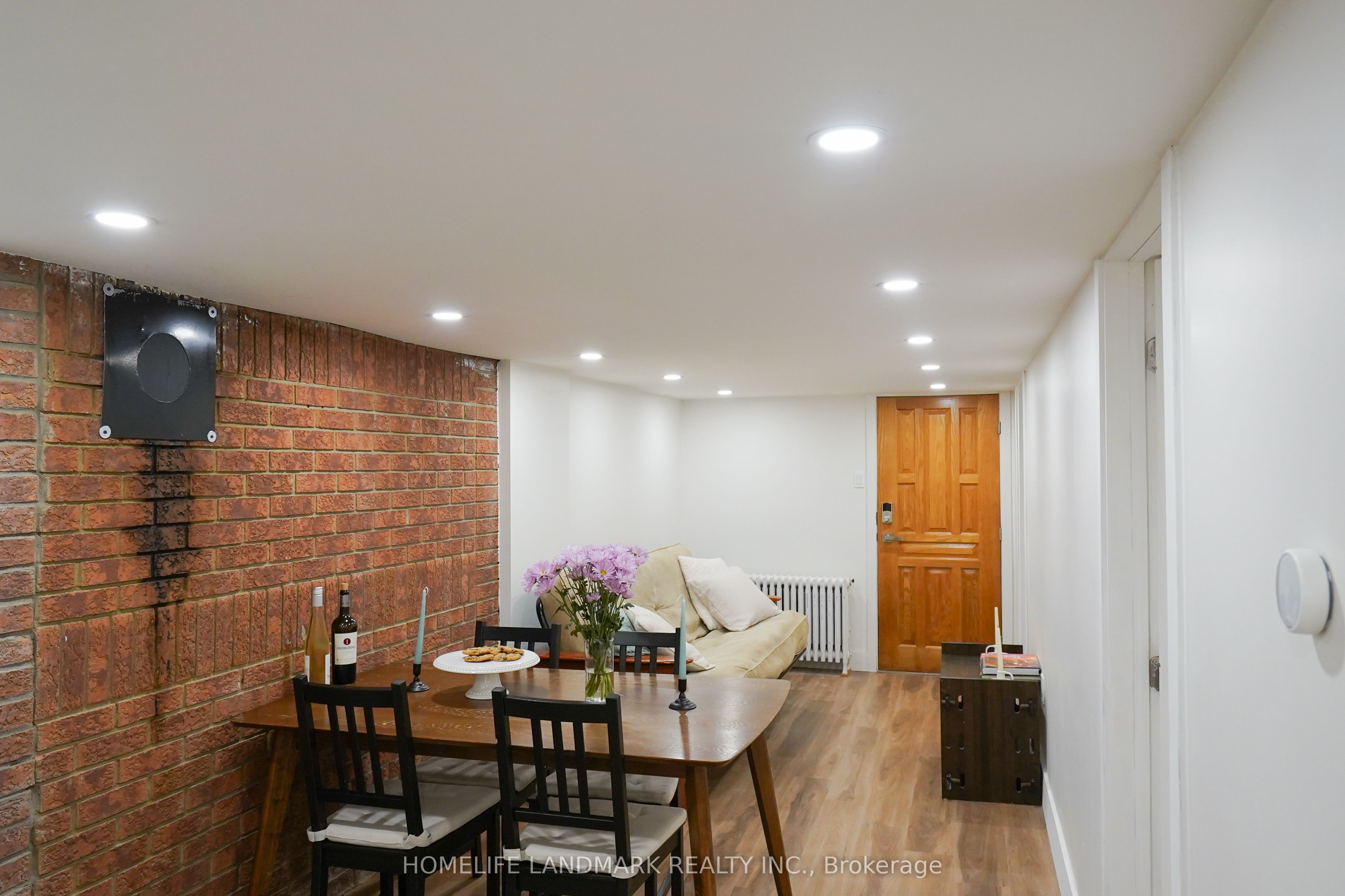 479 Whitmore Avenue Bsmt R2 Property Photo 6