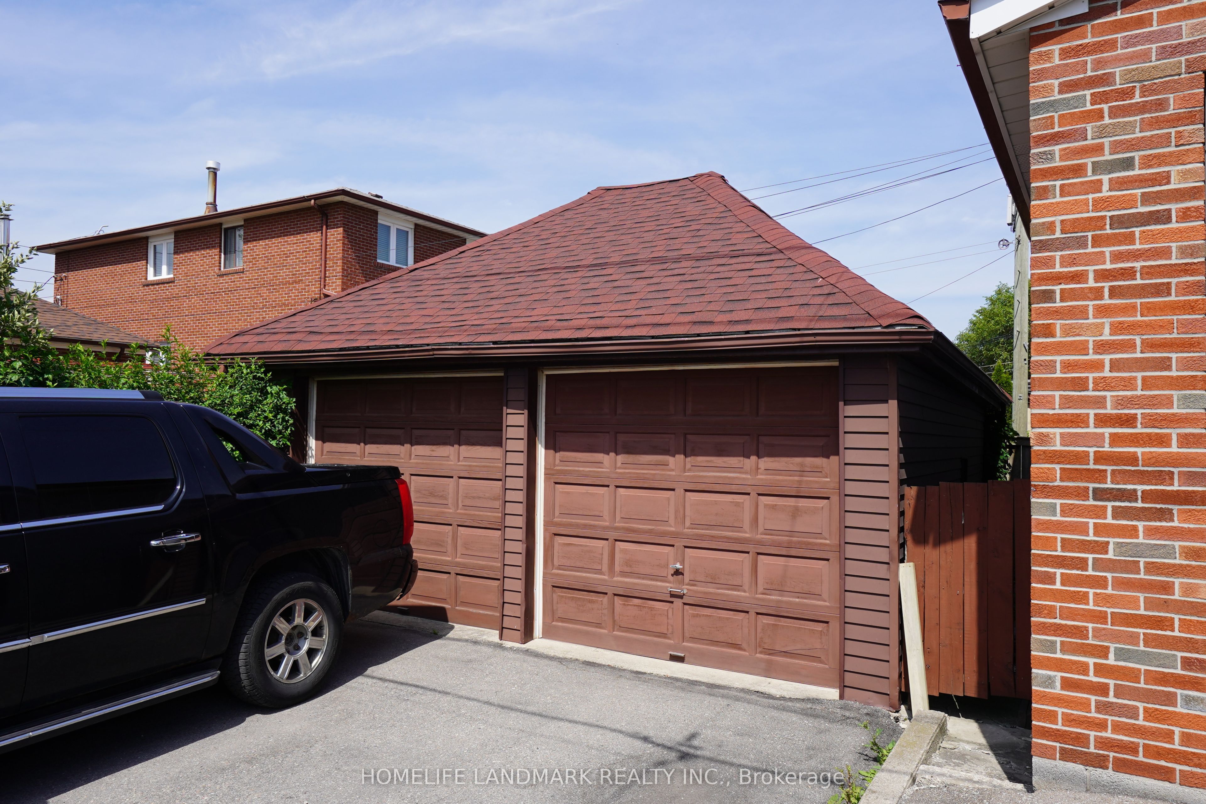 479 Whitmore Avenue Bsmt R2 Property Photo 11