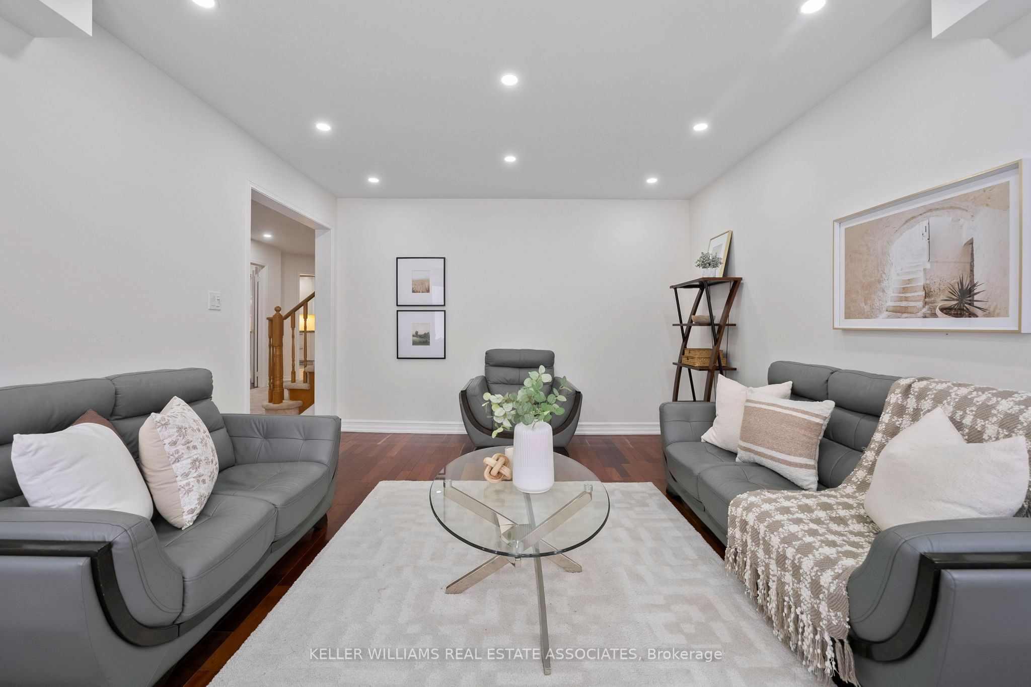 3543 Trelawny Circle Property Photo 4