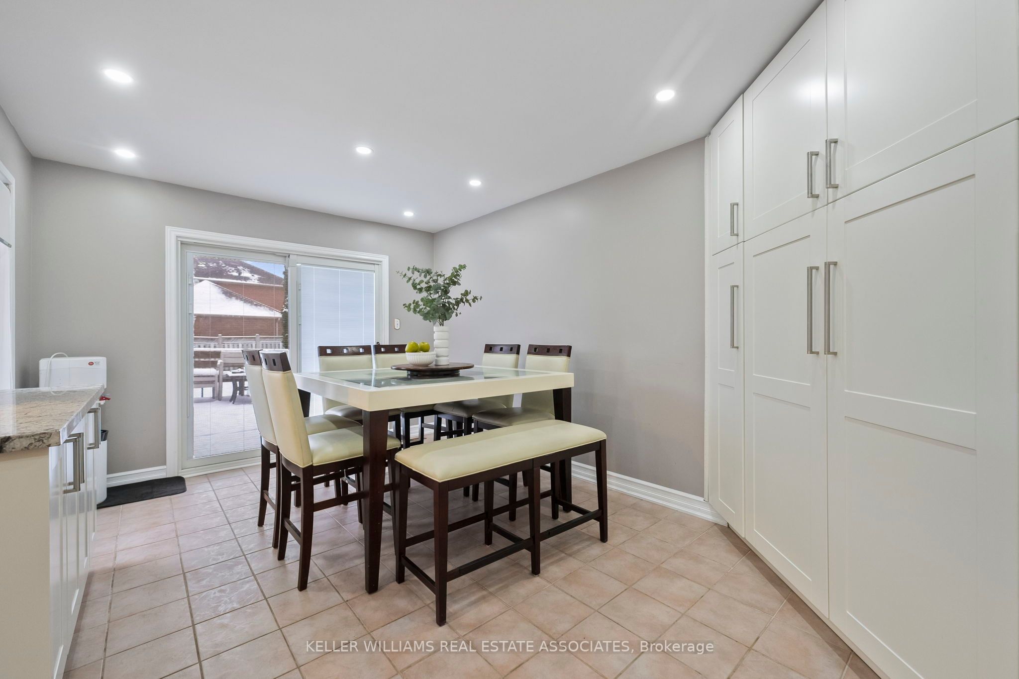 3543 Trelawny Circle Property Photo 12