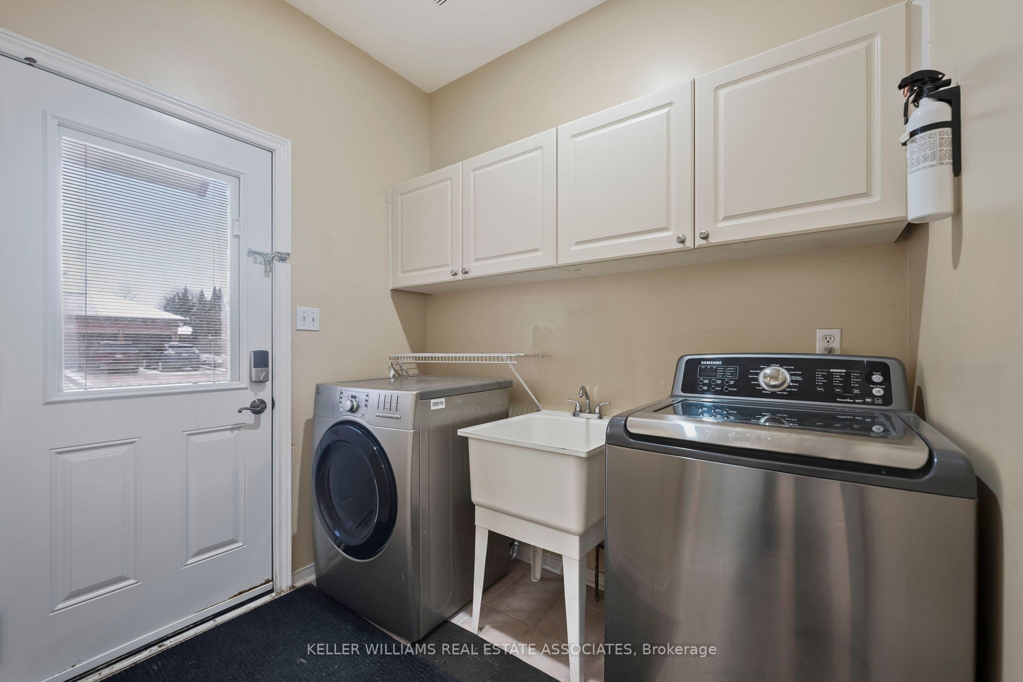 3543 Trelawny Circle Property Photo 15