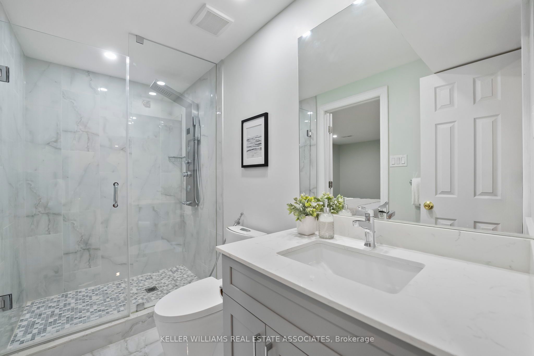 3543 Trelawny Circle Property Photo 38