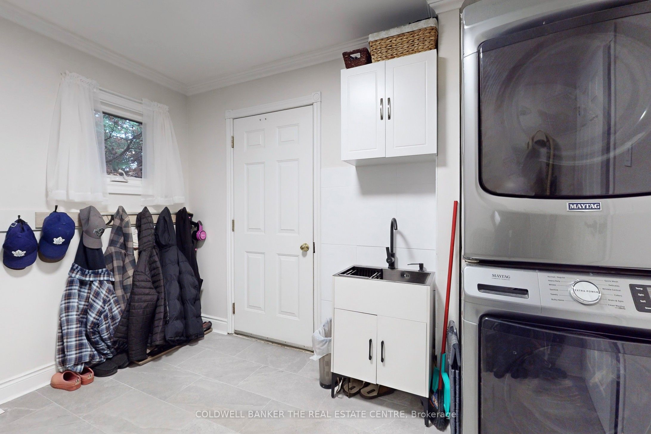 225 Hickman Street Property Photo 17