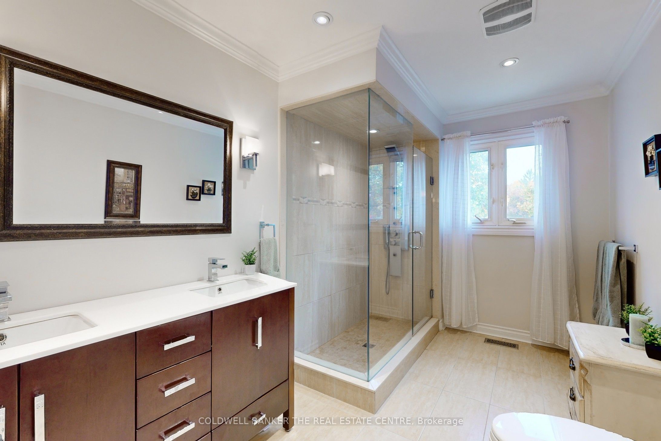 225 Hickman Street Property Photo 20