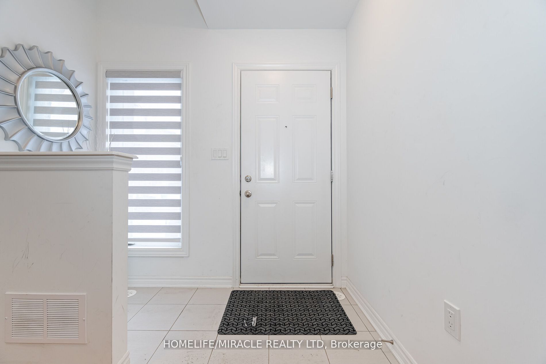 30 Waterville Way Property Photo 4