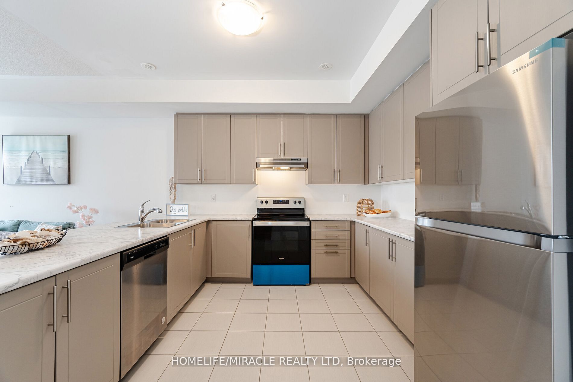 30 Waterville Way Property Photo 17