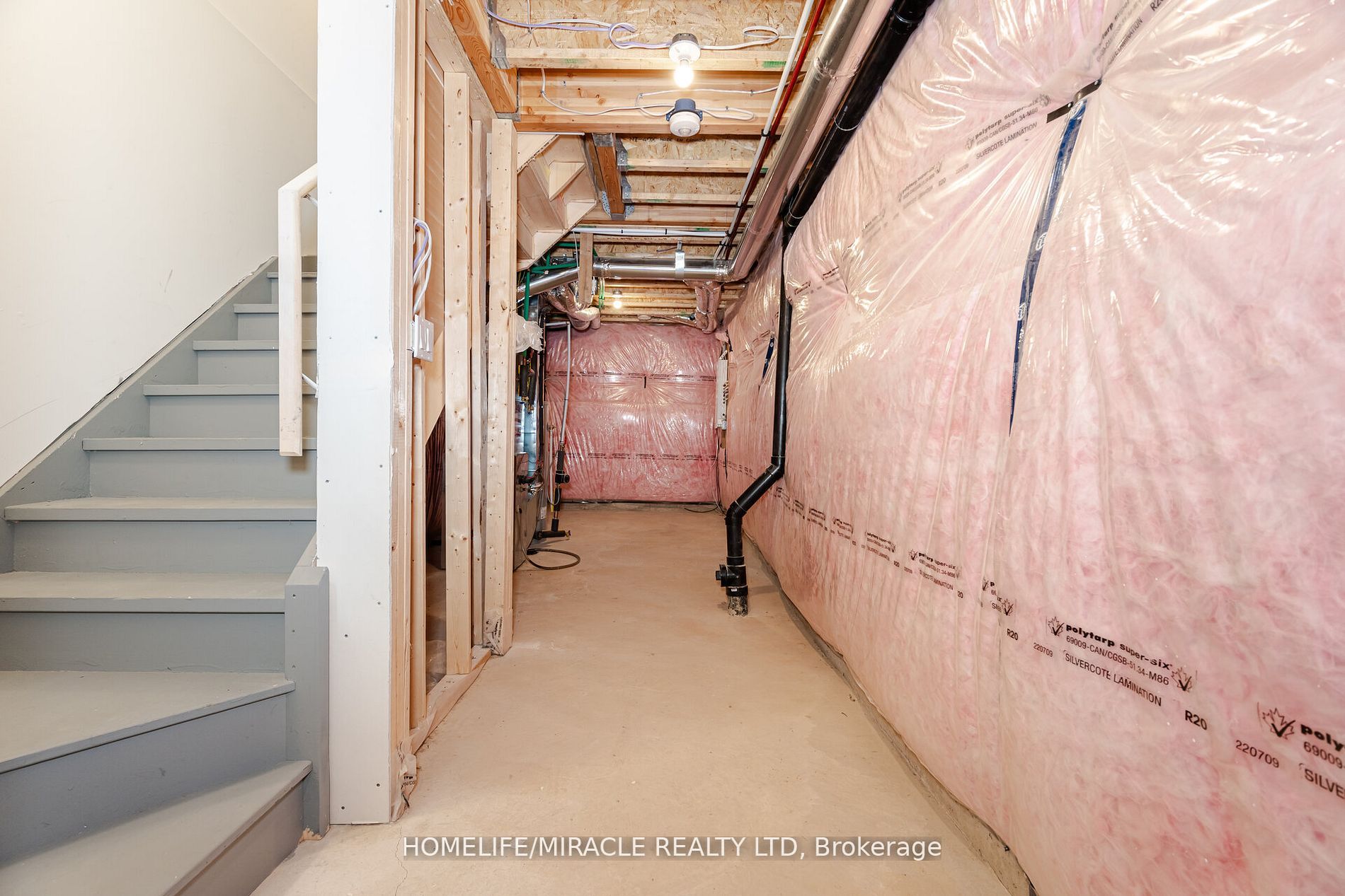 30 Waterville Way Property Photo 34