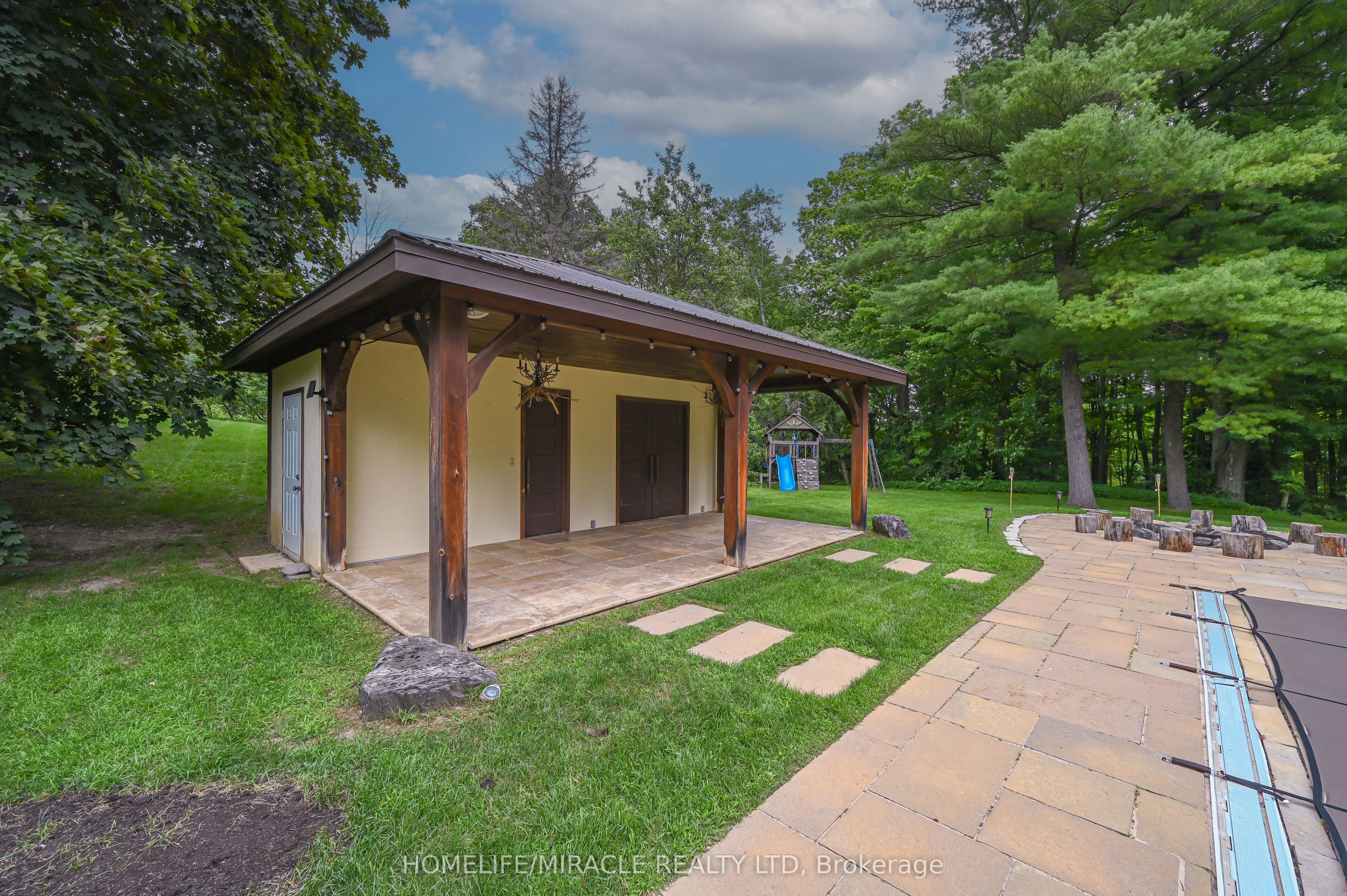62 Gibson Lake Drive Property Photo 41
