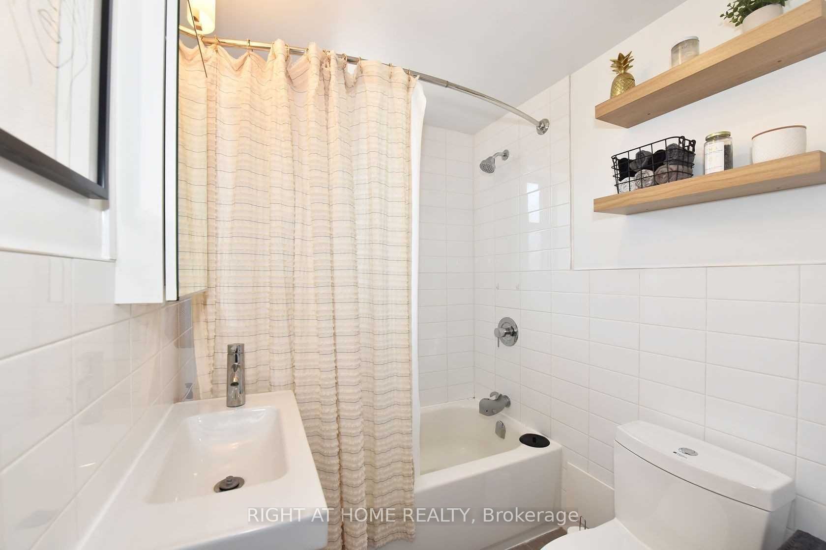 121 Fourth Street Property Photo 17