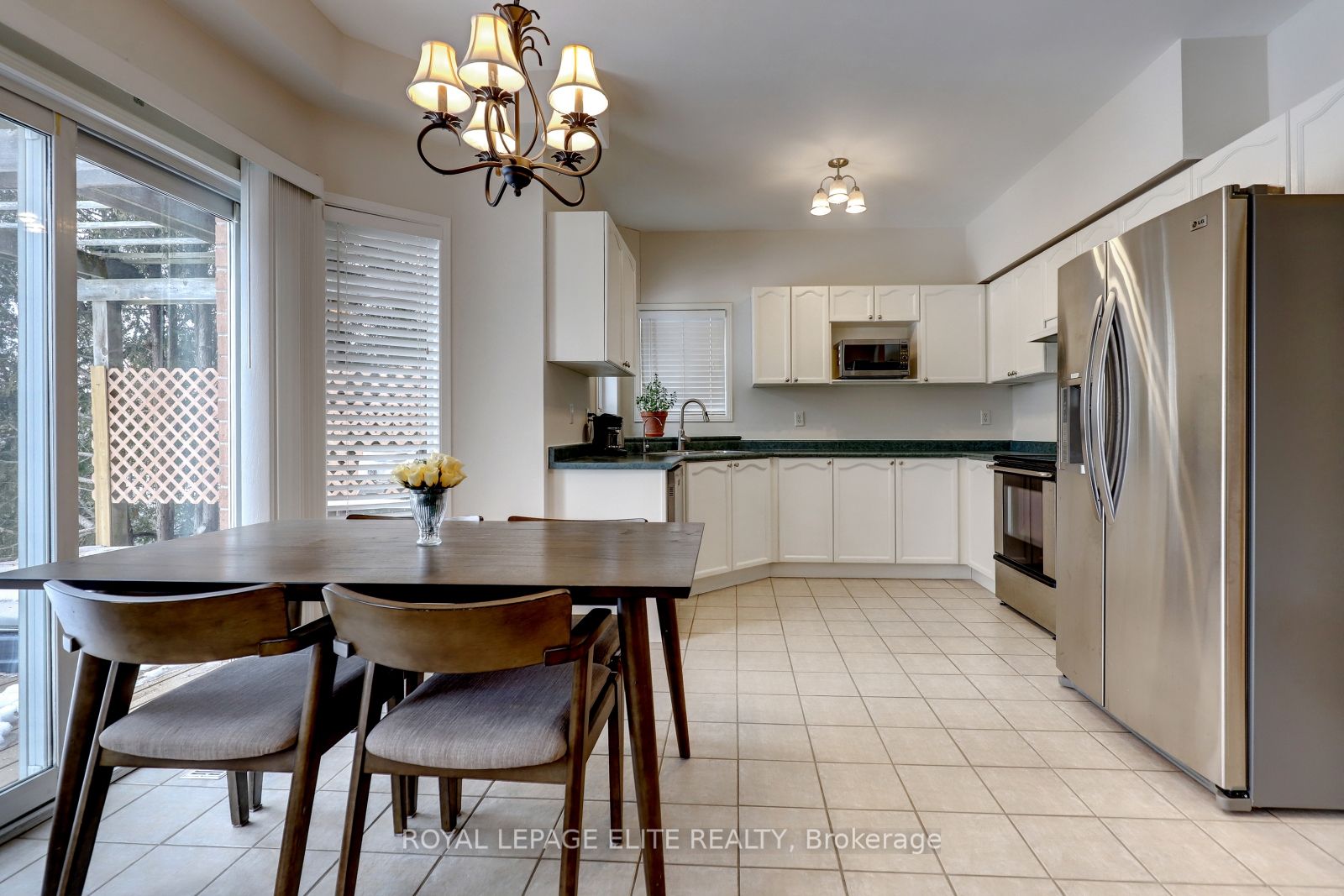 2342 Woodridge Way Property Photo 14