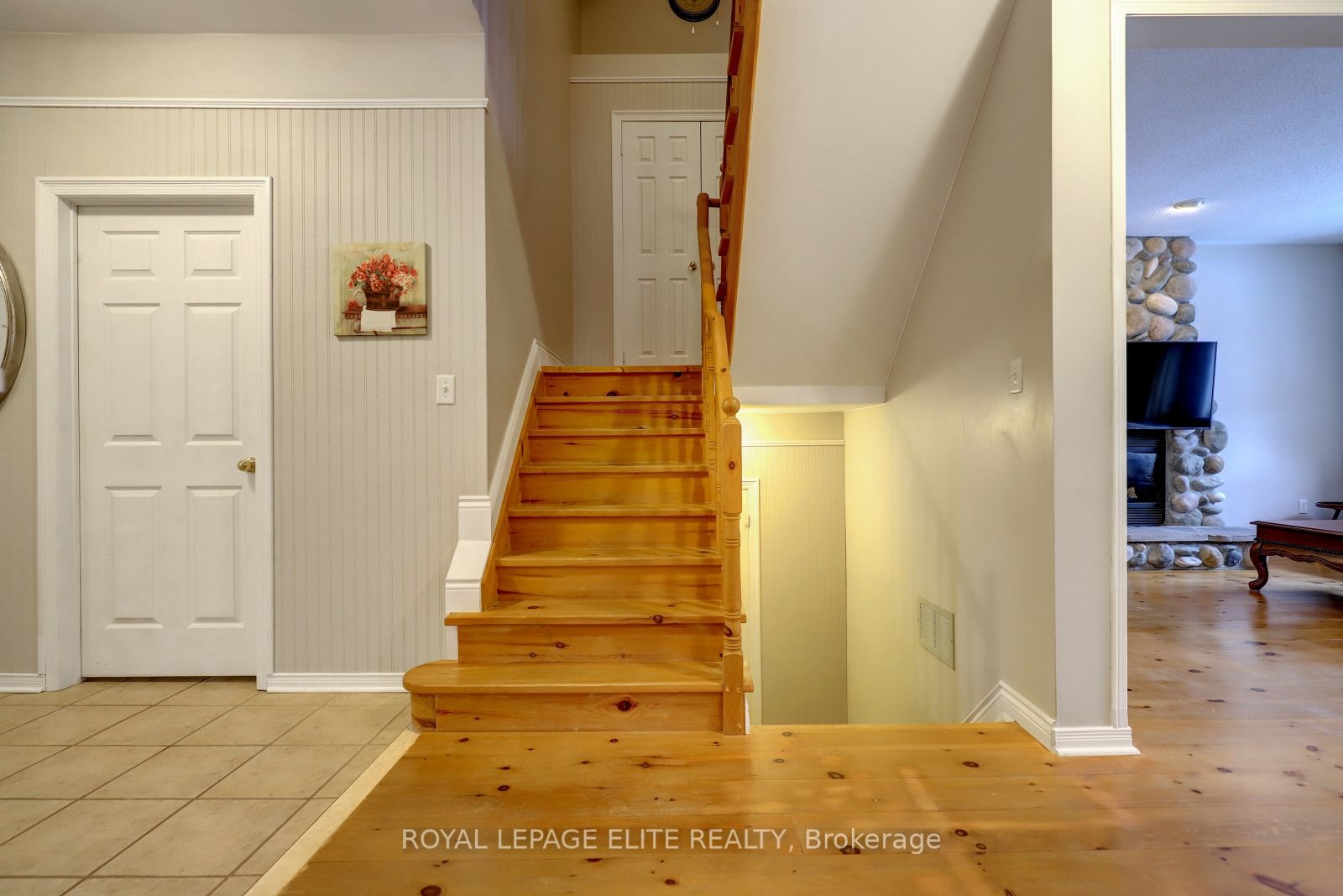 2342 Woodridge Way Property Photo 29