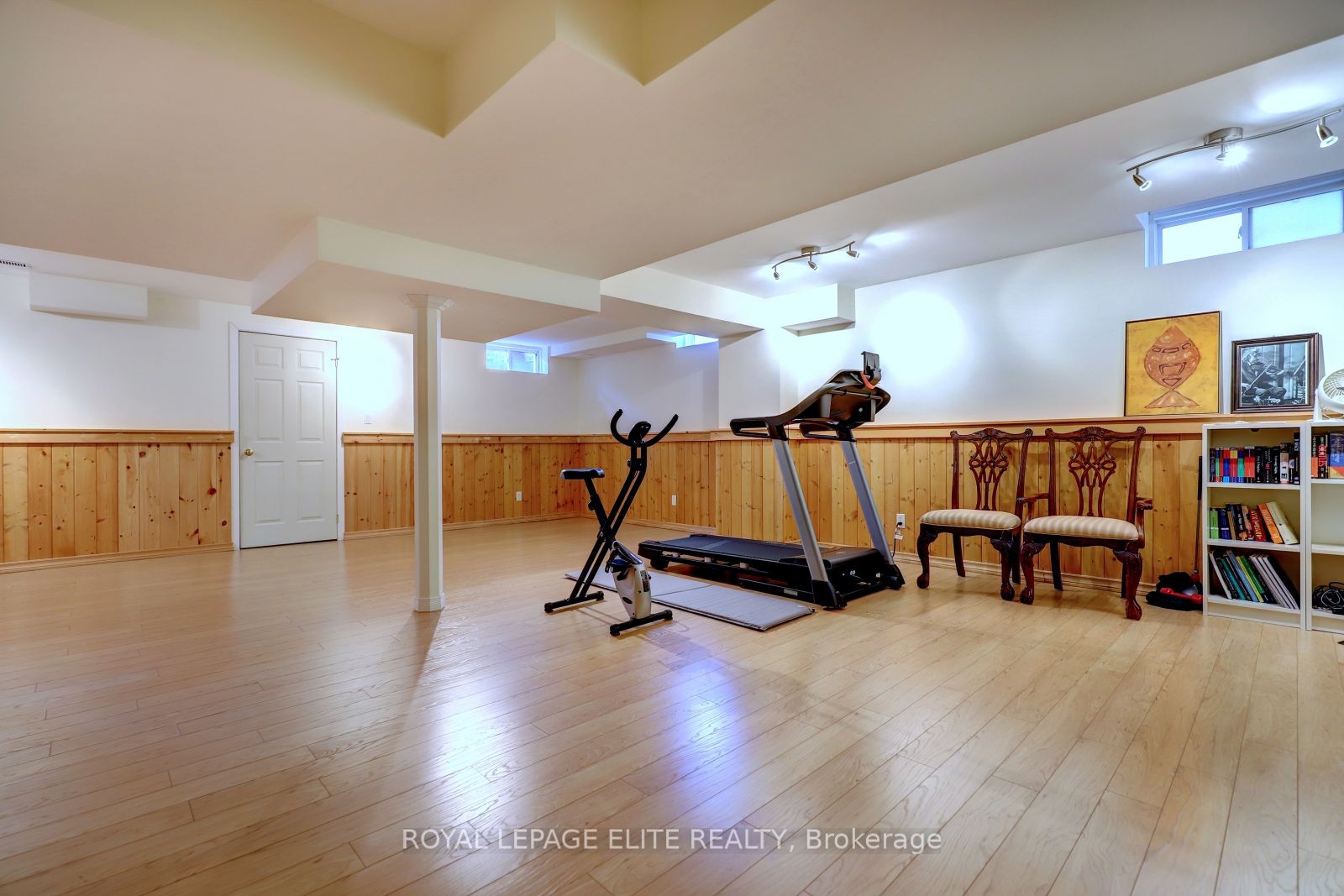 2342 Woodridge Way Property Photo 41