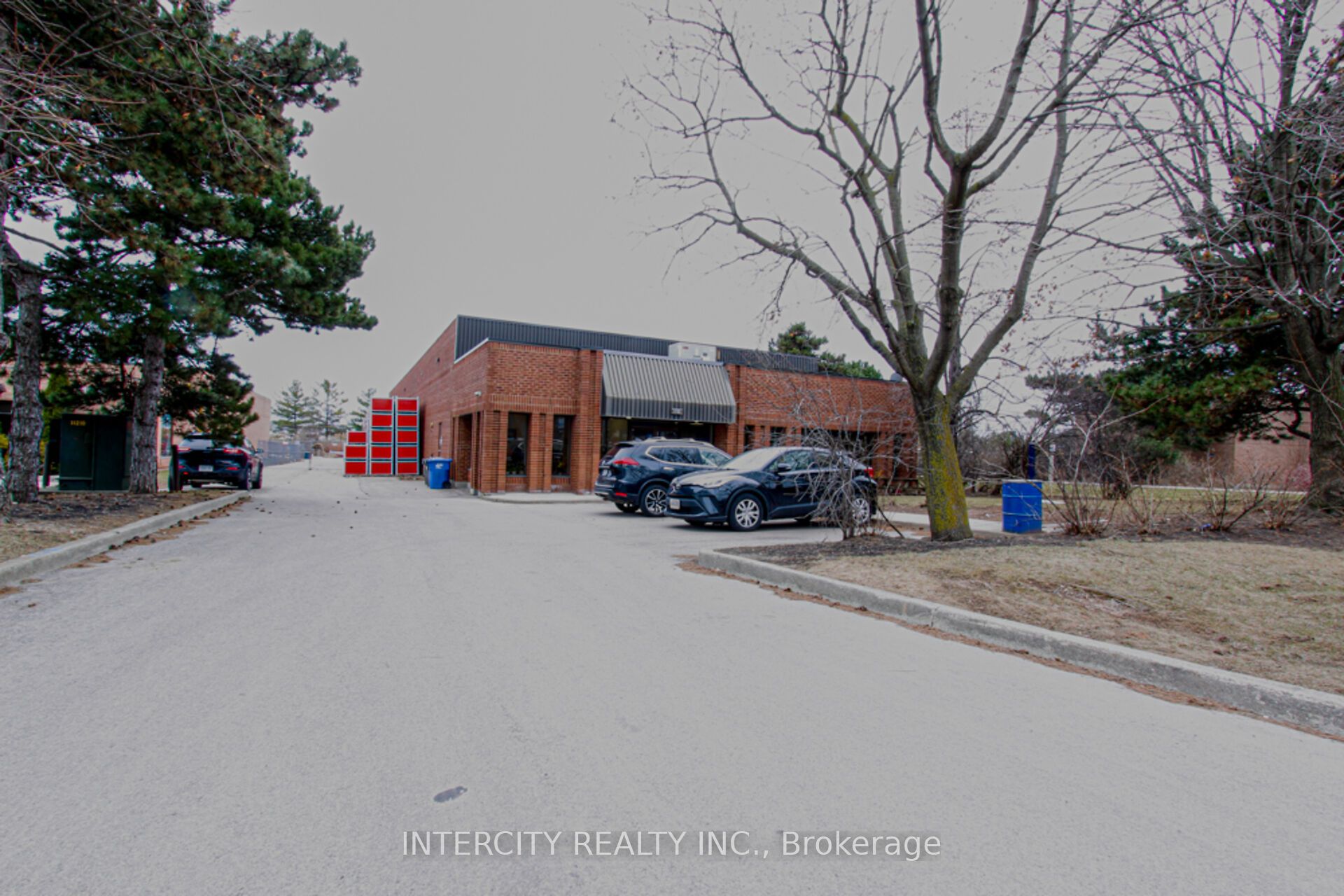 1132 South Service Road Property Photo 2