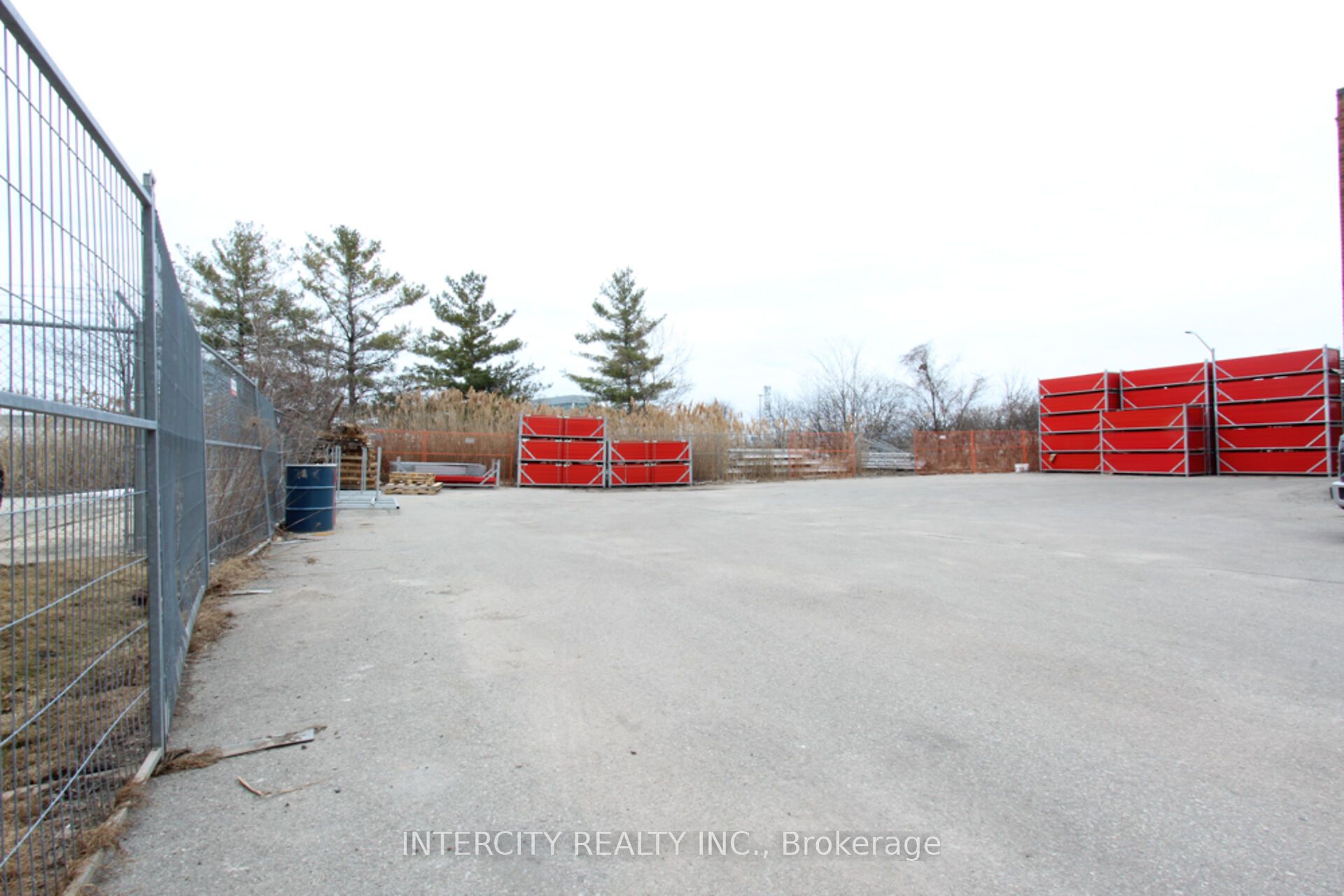 1132 South Service Road Property Photo 26