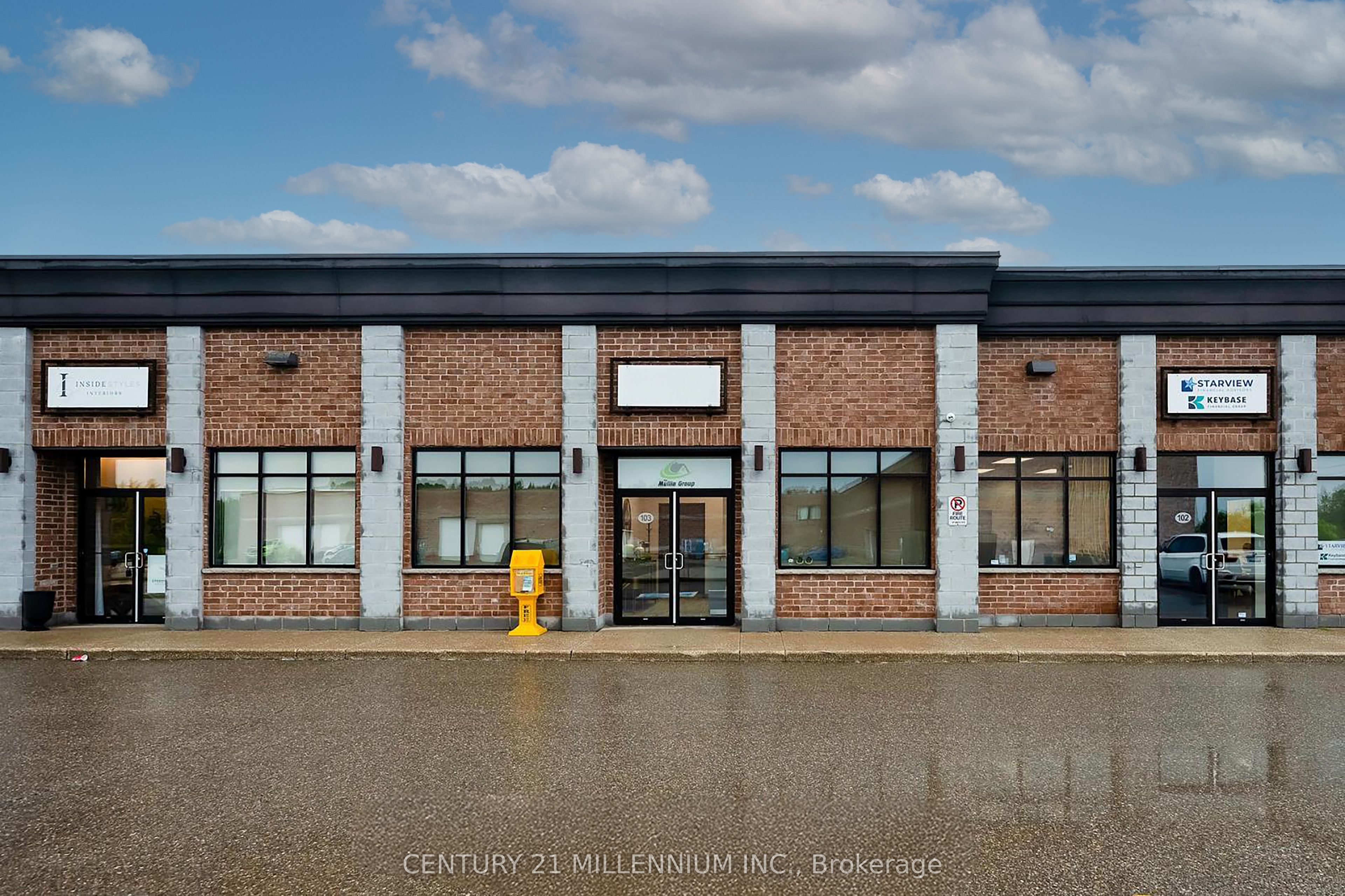 #103 - 685 Riddell Road Property Photo 3