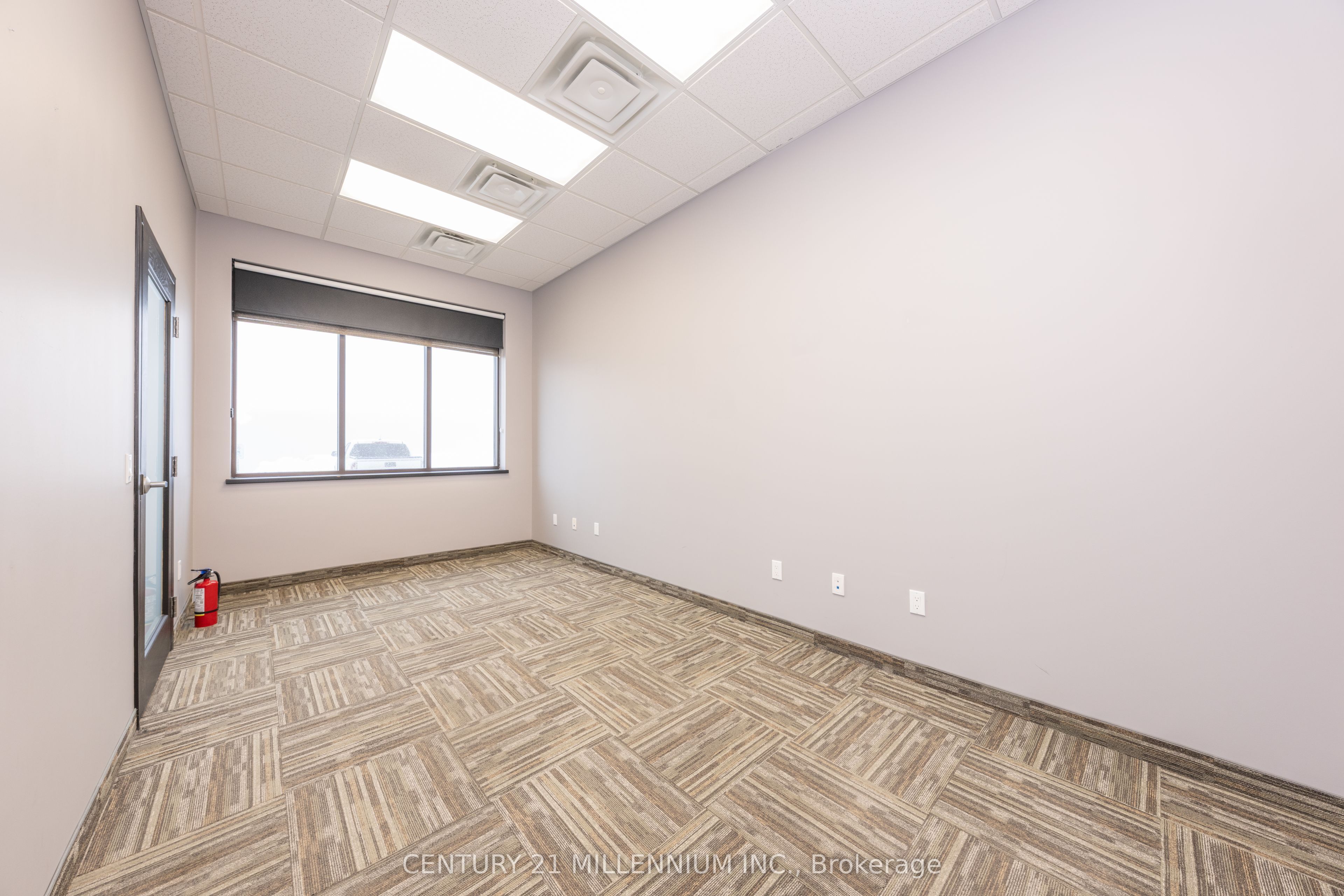#103 - 685 Riddell Road Property Photo 9