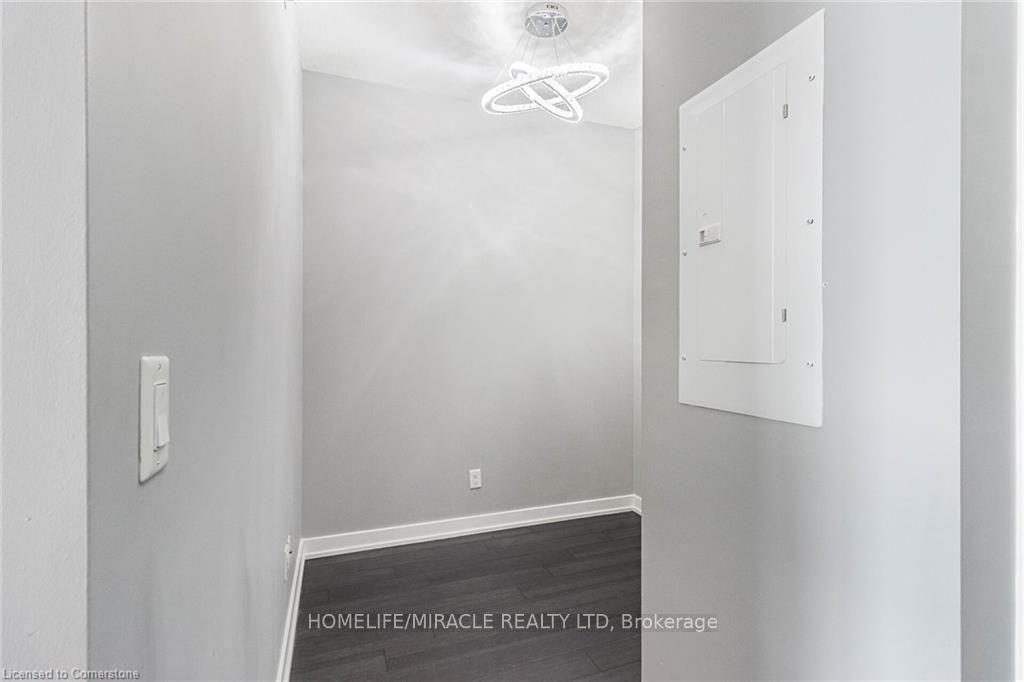 5240 Dundas Street B414 Property Photo 9