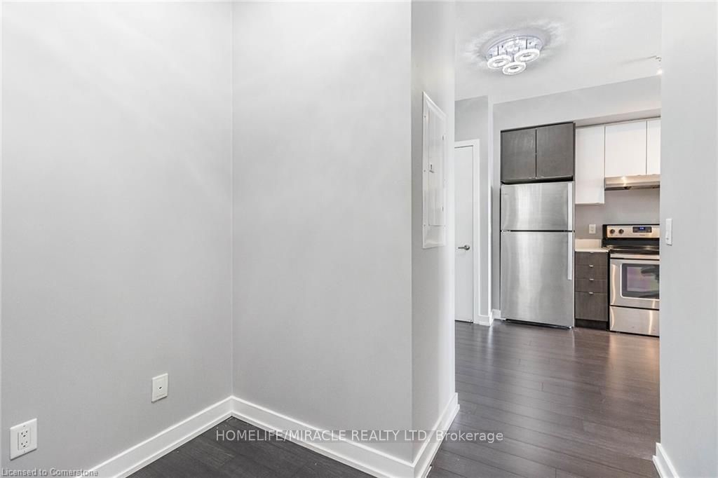 5240 Dundas Street B414 Property Photo 15