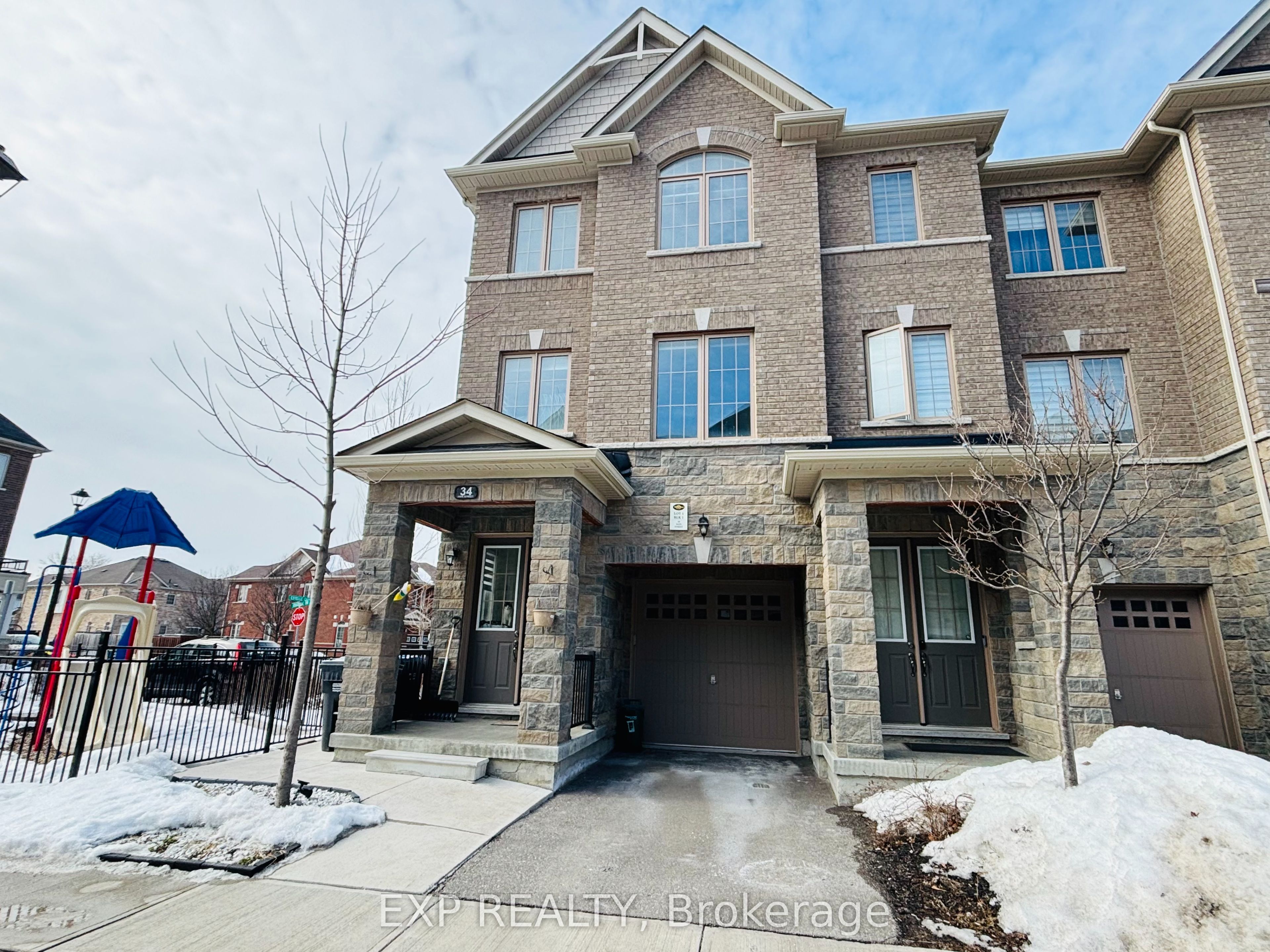 34 Faye Street Property Photo 1