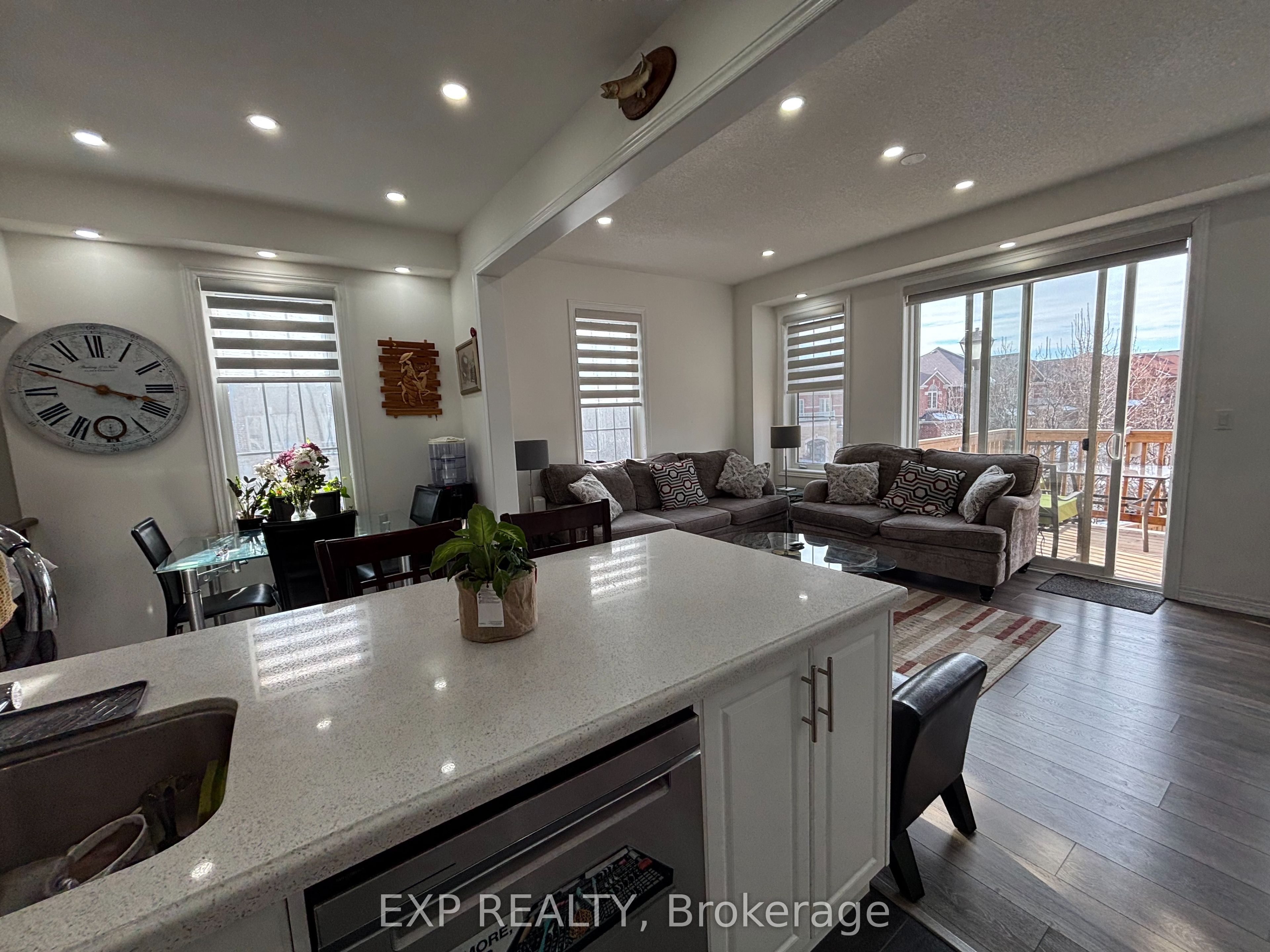 34 Faye Street Property Photo 10