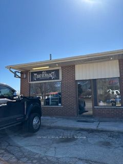 308 Broadway Property Photo