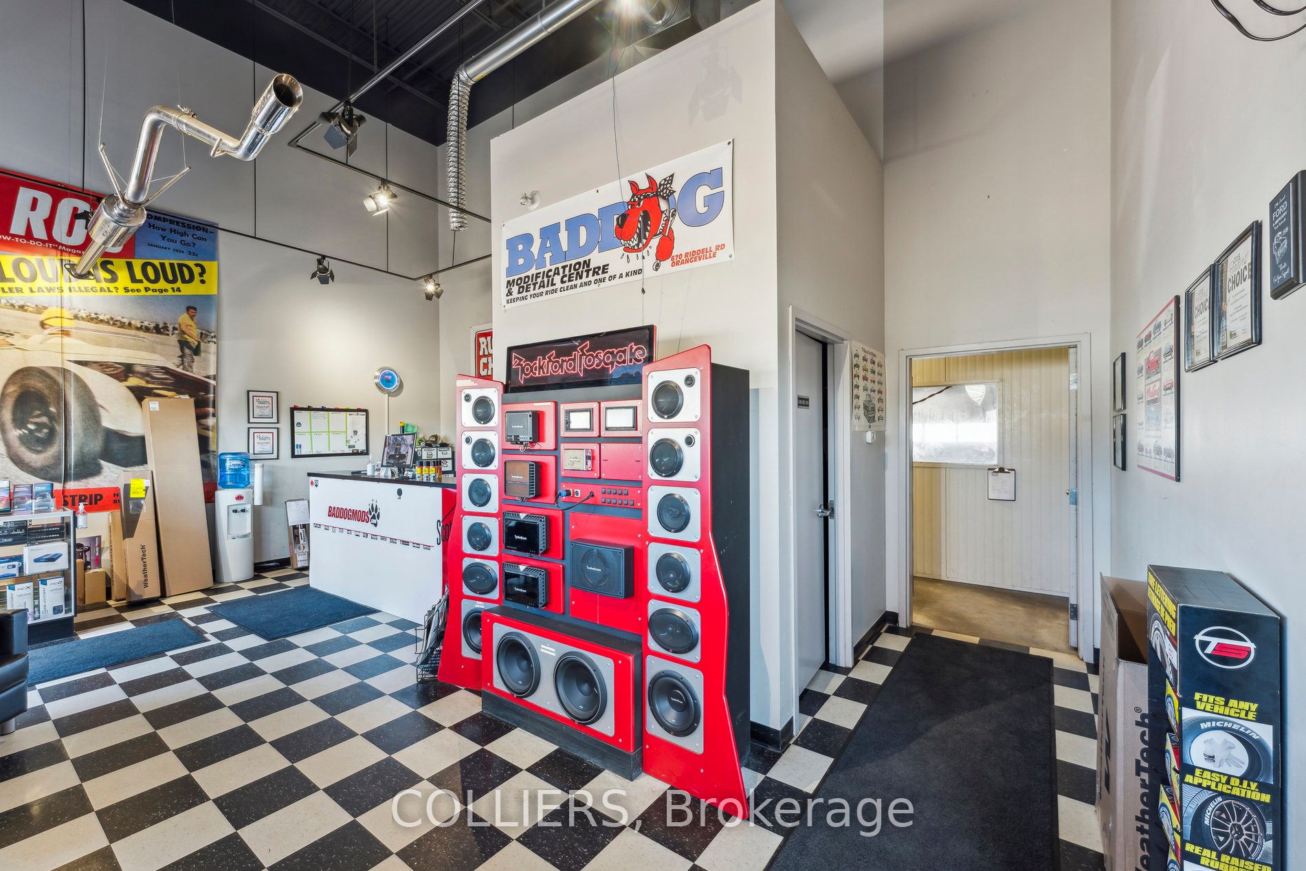 670 Riddell Road Property Photo 3