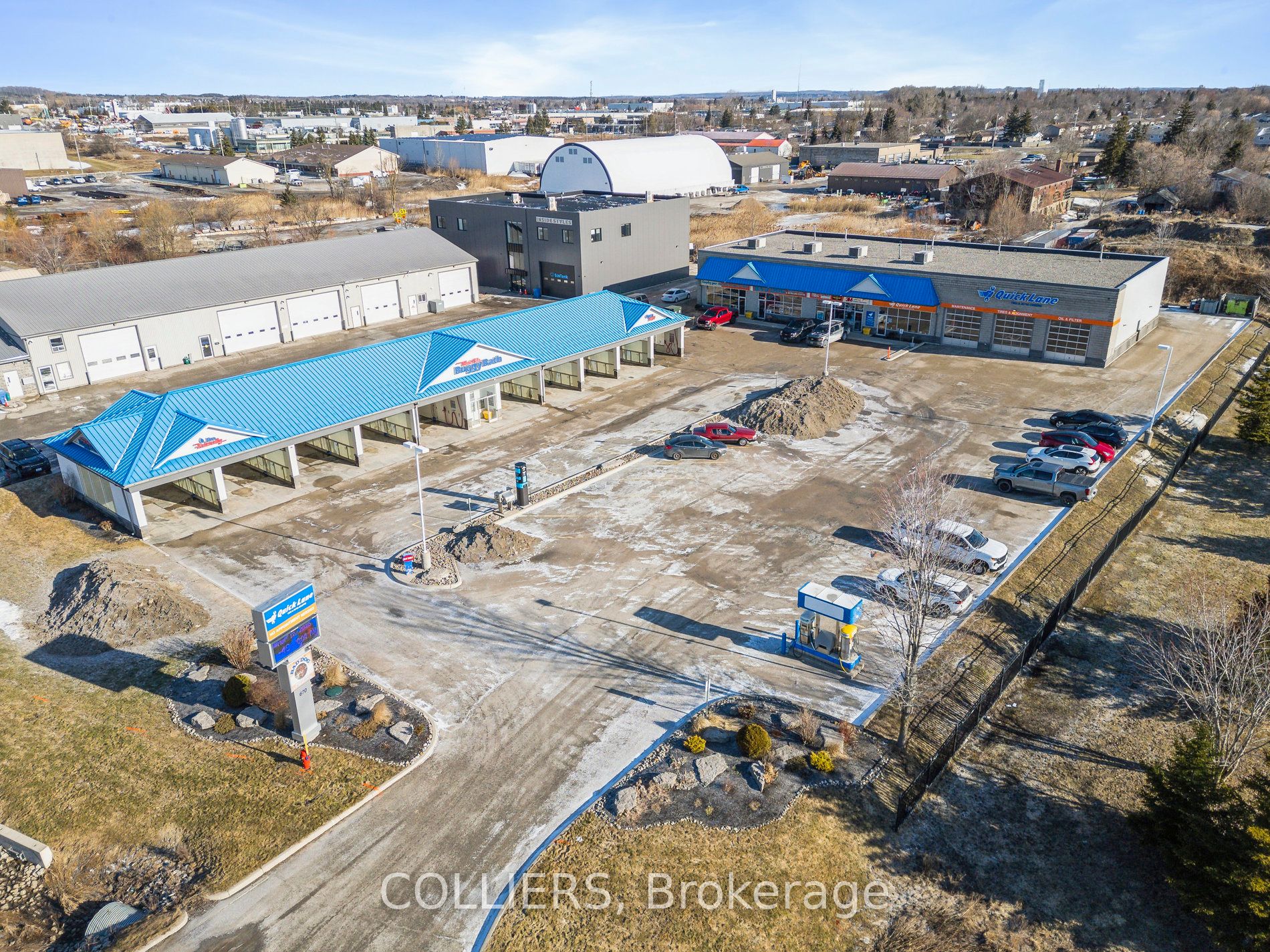 670 Riddell Road Property Photo 13