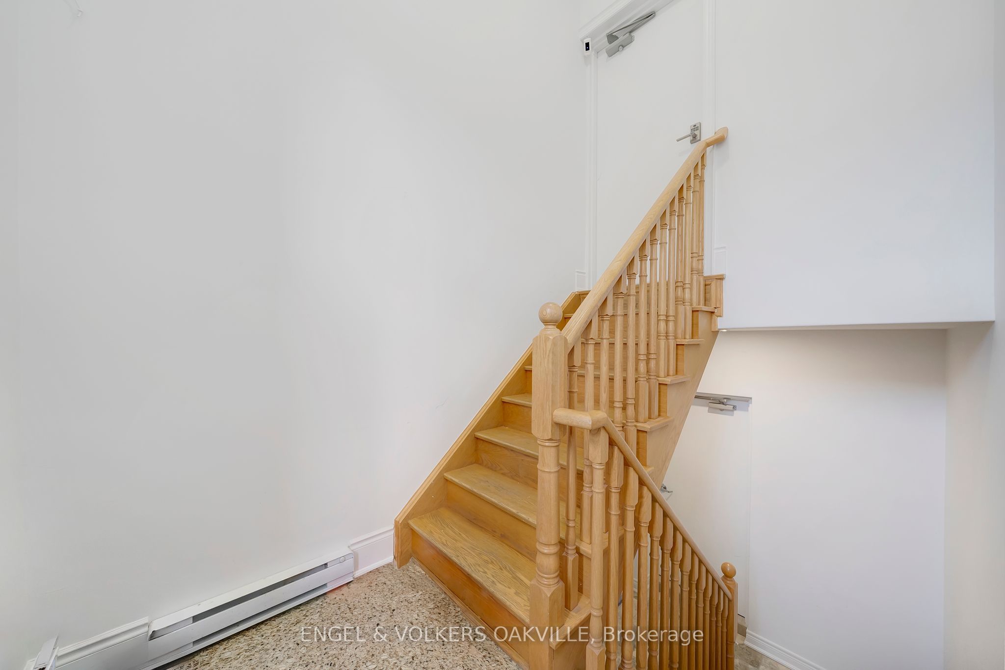 #38 - 9141 Derry Road Property Photo 3
