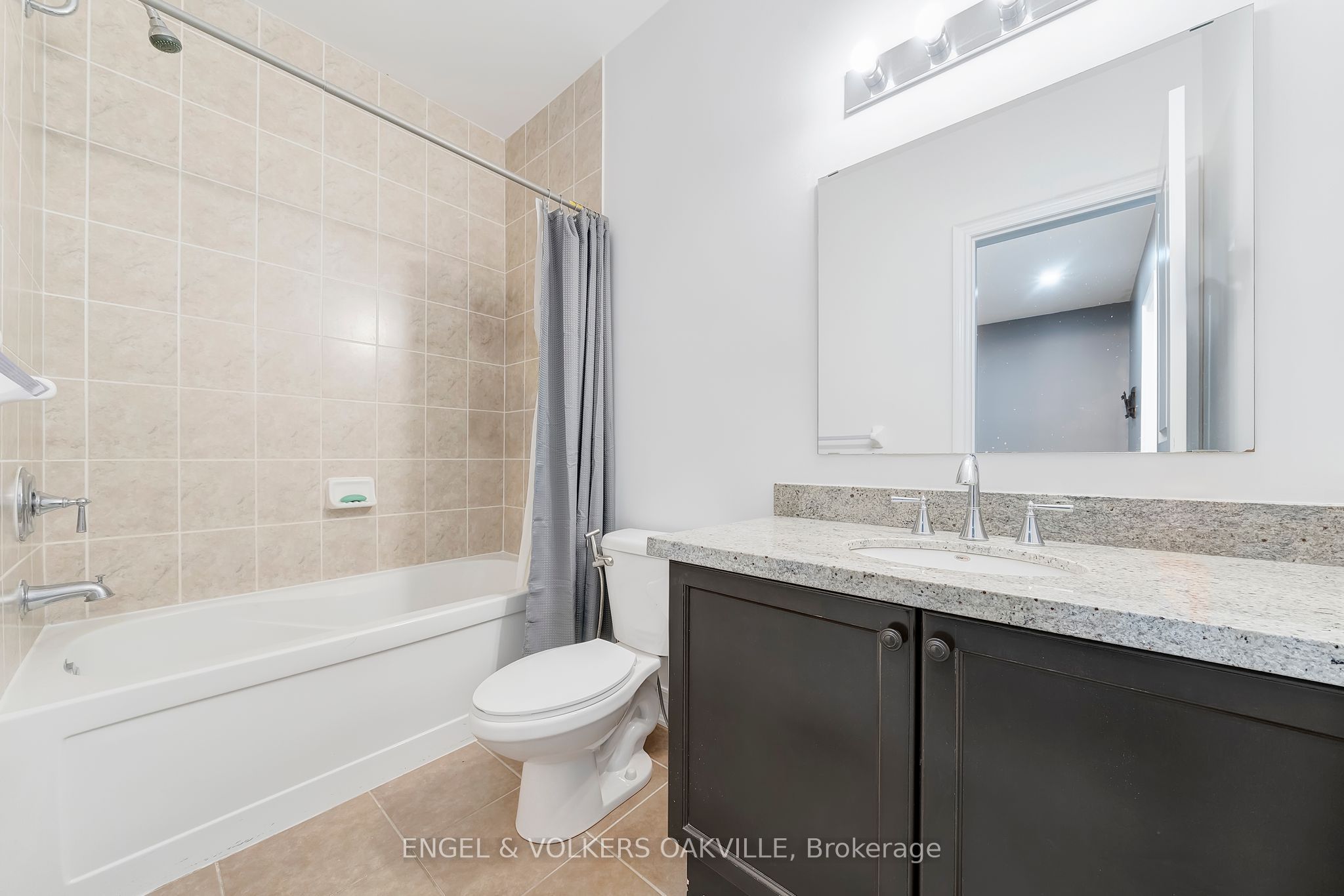 #38 - 9141 Derry Road Property Photo 27
